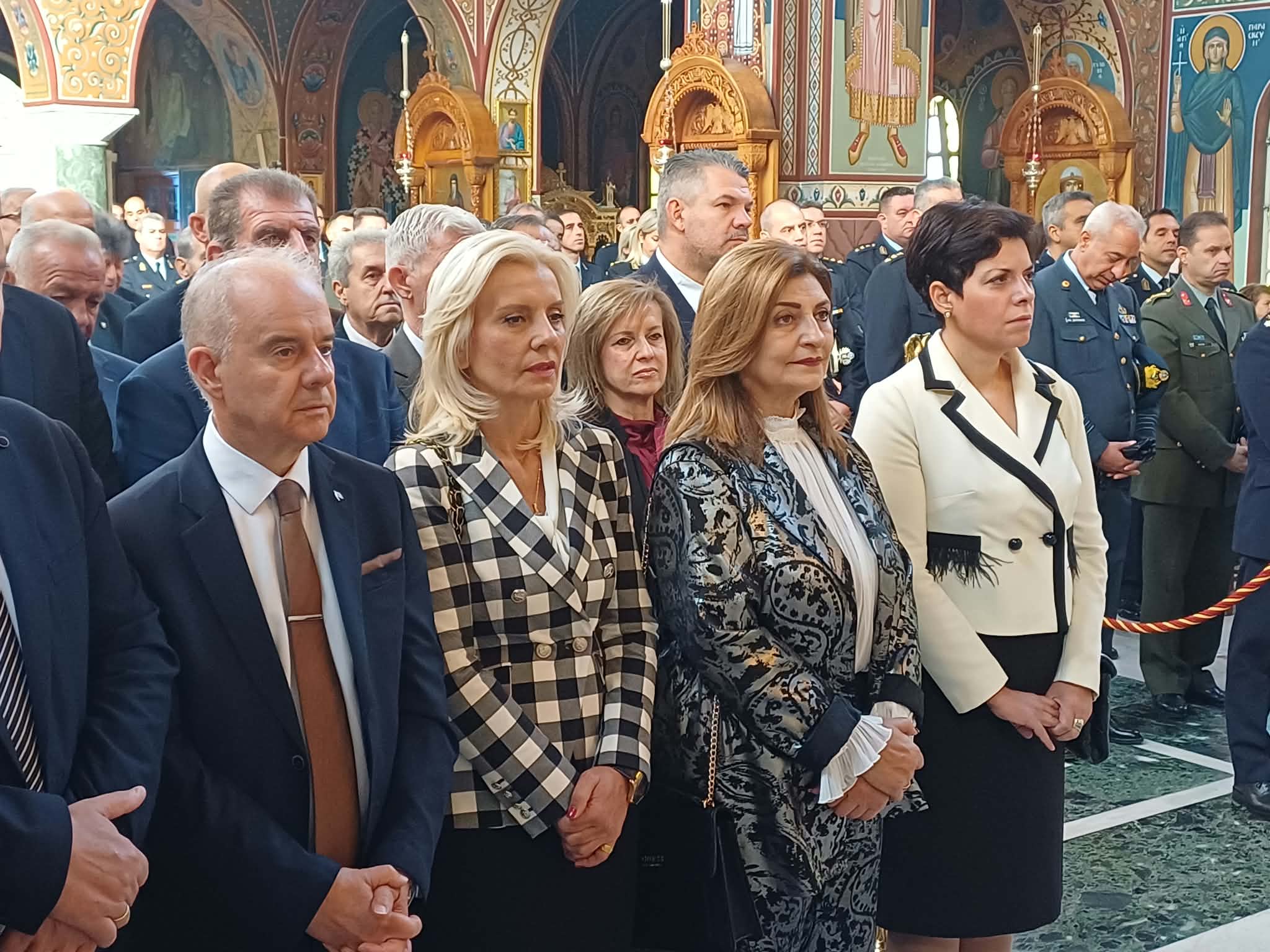 Λάρισα: Με δοξολογία στον Άγιο Αχίλλιο κορυφώθηκαν οι εκδηλώσεις για την Ημέρα της Ελληνικής Αστυνομίας (ΦΩΤΟ+video)