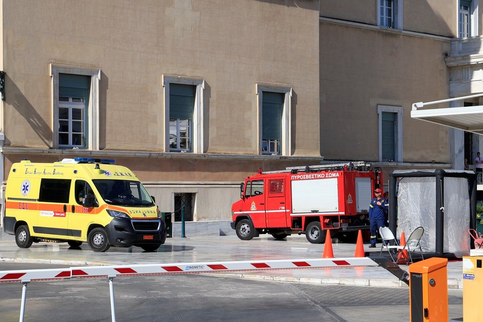 Συναγερμός για ύποπτο φάκελο που εντοπίστηκε στη Βουλή -Παραλήπτης ο Κυριάκος Μητσοτάκης, αποστολέας από Ρωσία