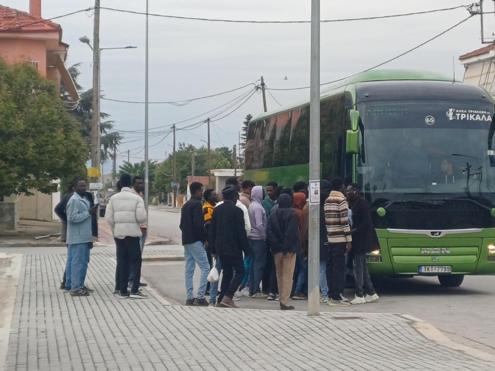 Επίσκεψη Μαμακου στη διμή στο Κουτσόχερο- συζήτηση με τους κατοίκους τςη Μάνδρας για την ασφάλεια στο χωριό (ΦΩΤΟ)