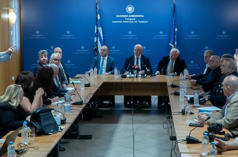Μπιλίνης: με εμβολιασμό για την ευλογιά η χώρα γίνεται ενδημική για 10-12 χρόνια - κίνδυνος για εξαγωγές τυροκομικών