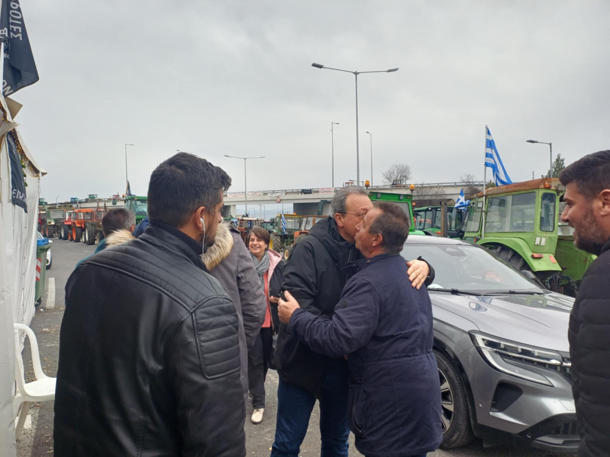 Στο μπλόκο της Νίκαιας για δεύτερη φορά  ο πρόεδρος του ΣΥΡΙΖΑ – Προοδευτική Συμμαχία Σωκράτης Φάμελλος (ΦΩΤΟ)