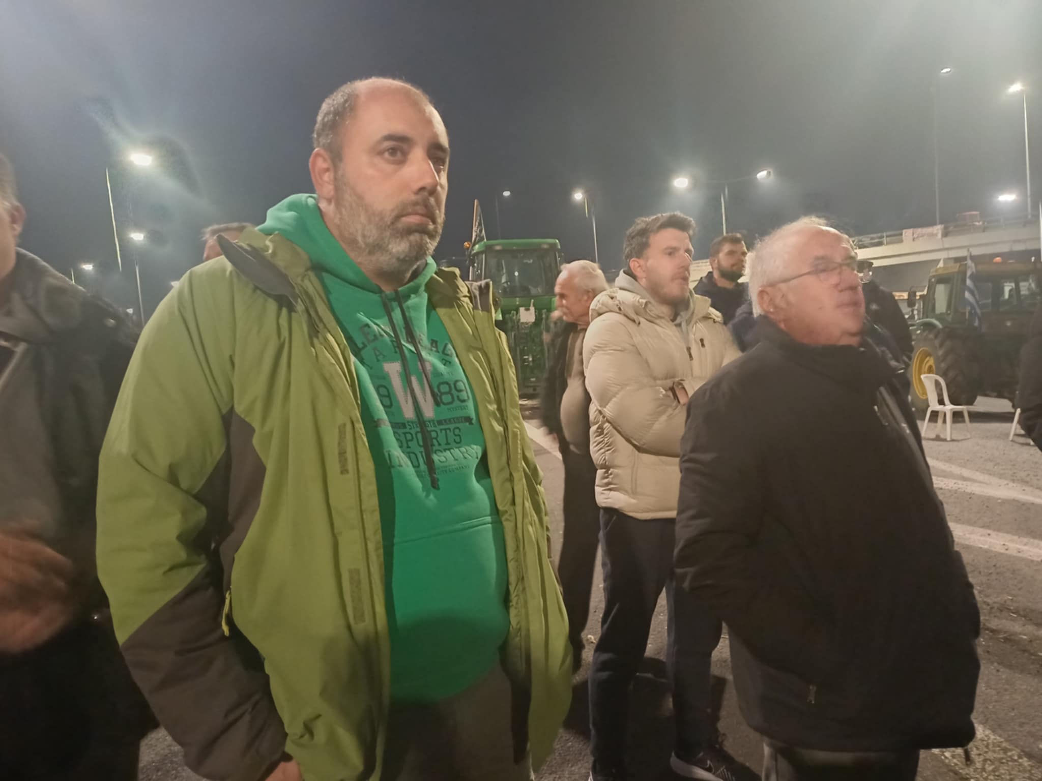 Κρίσιμη συνέλευση στο μπλόκο της Νίκαιας- Μαρούδας: Θα ακούσουμε τα μέτρα της κυβέρνησης την Τετάρτη και μετά μπλακάουτ