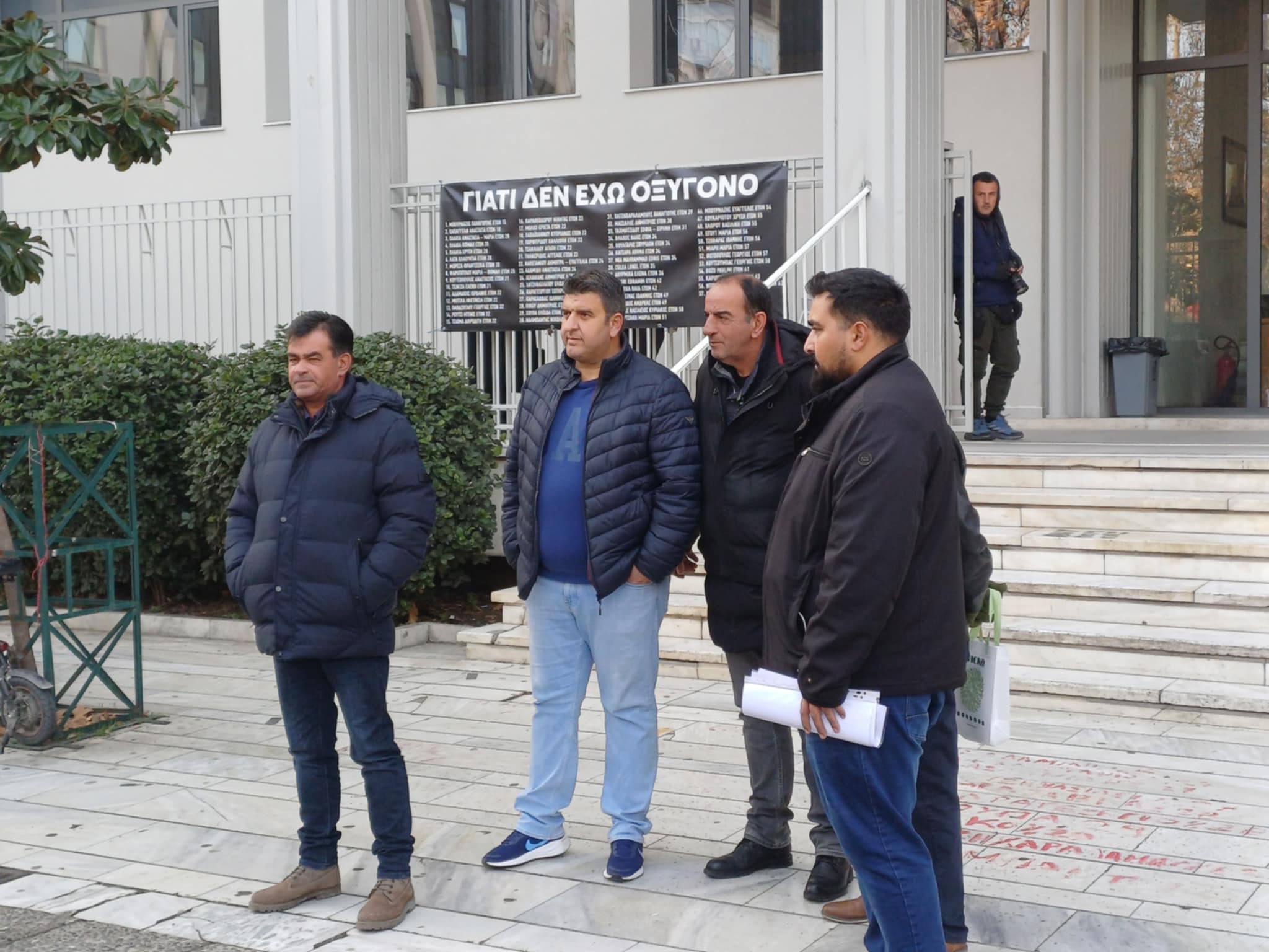 Στην εισαγγελία Λάρισαςαγρότες μπλόκου Νίκαιας -ζήτησαν τα βίντεο για εντοπισμό αυτών που  βανδάλισαν τα τρακτερ (ΦΩΤΟ)