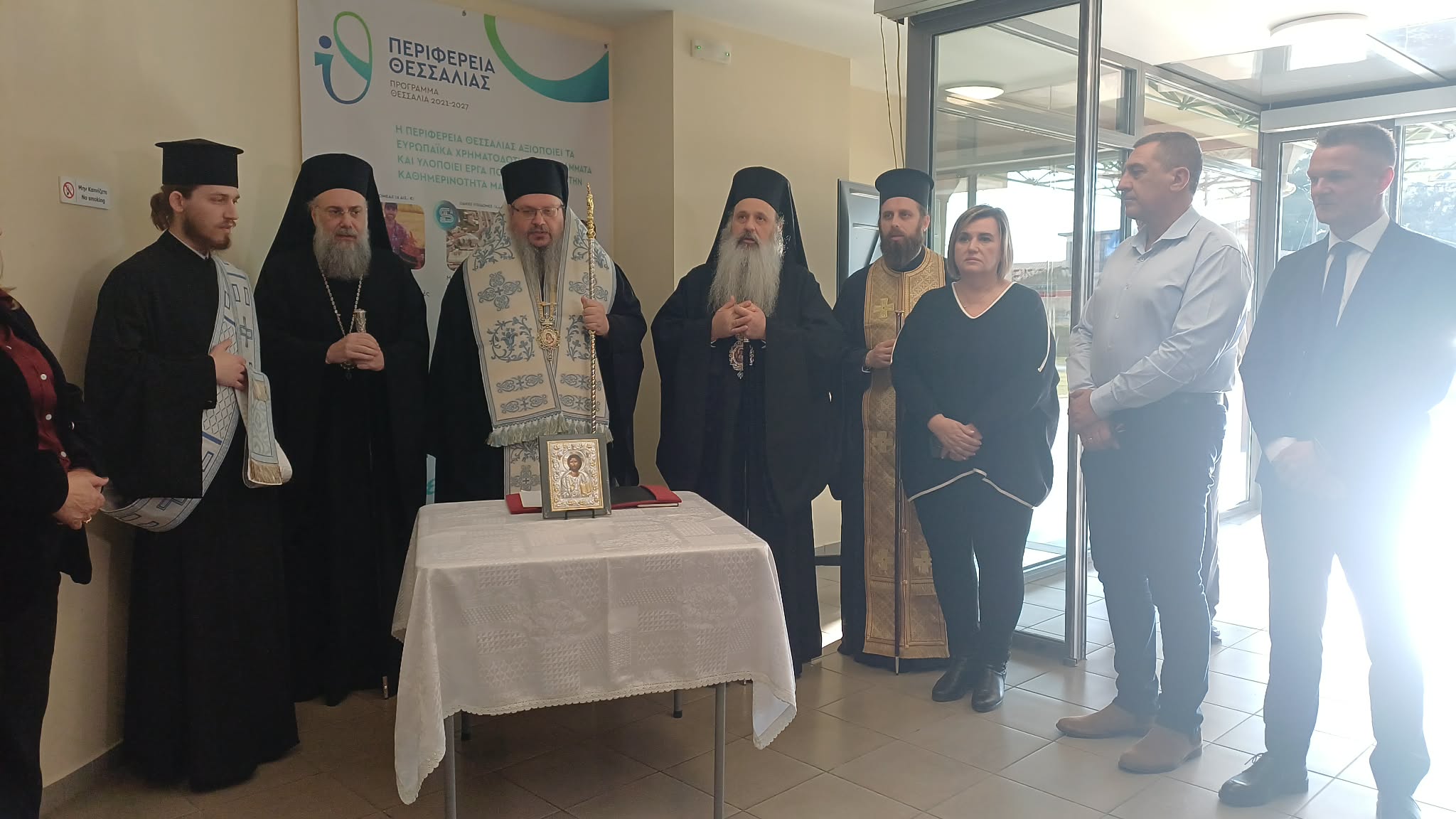 Τρσάγιο πριν την έναρξη του πειφερειακού συμβουλίου για τα θλύματα των Τεμπών και της ΒΙΟΛΑΝΤΑ (ΦΩΤΟ+video)