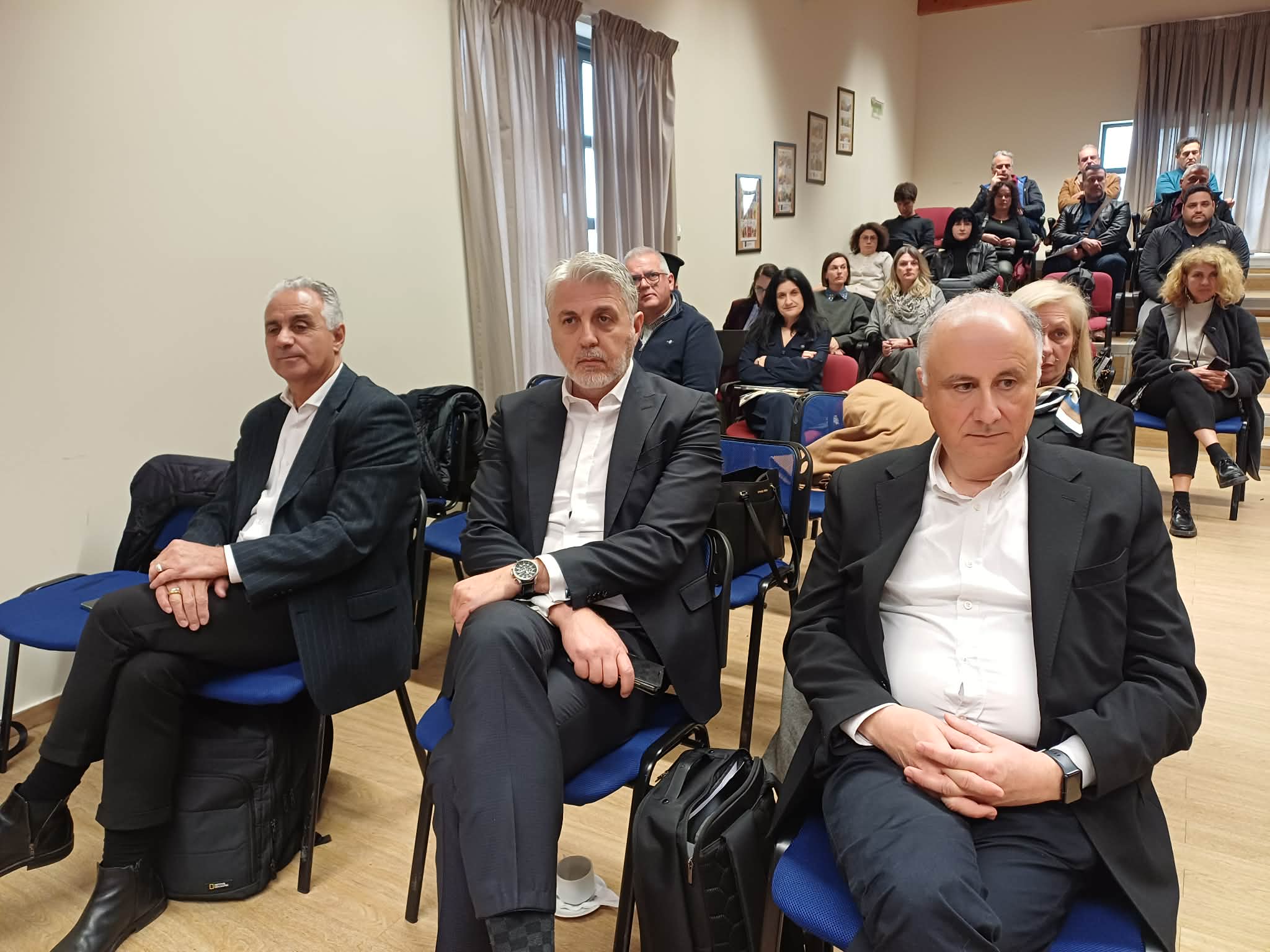 Ξεκίνησε το τριήμερο επιμορφωτικό σεμινάριο για την προσαρμογή της Θεσσαλίας στην κλιματική αλλαγή (ΦΩΤΟ)