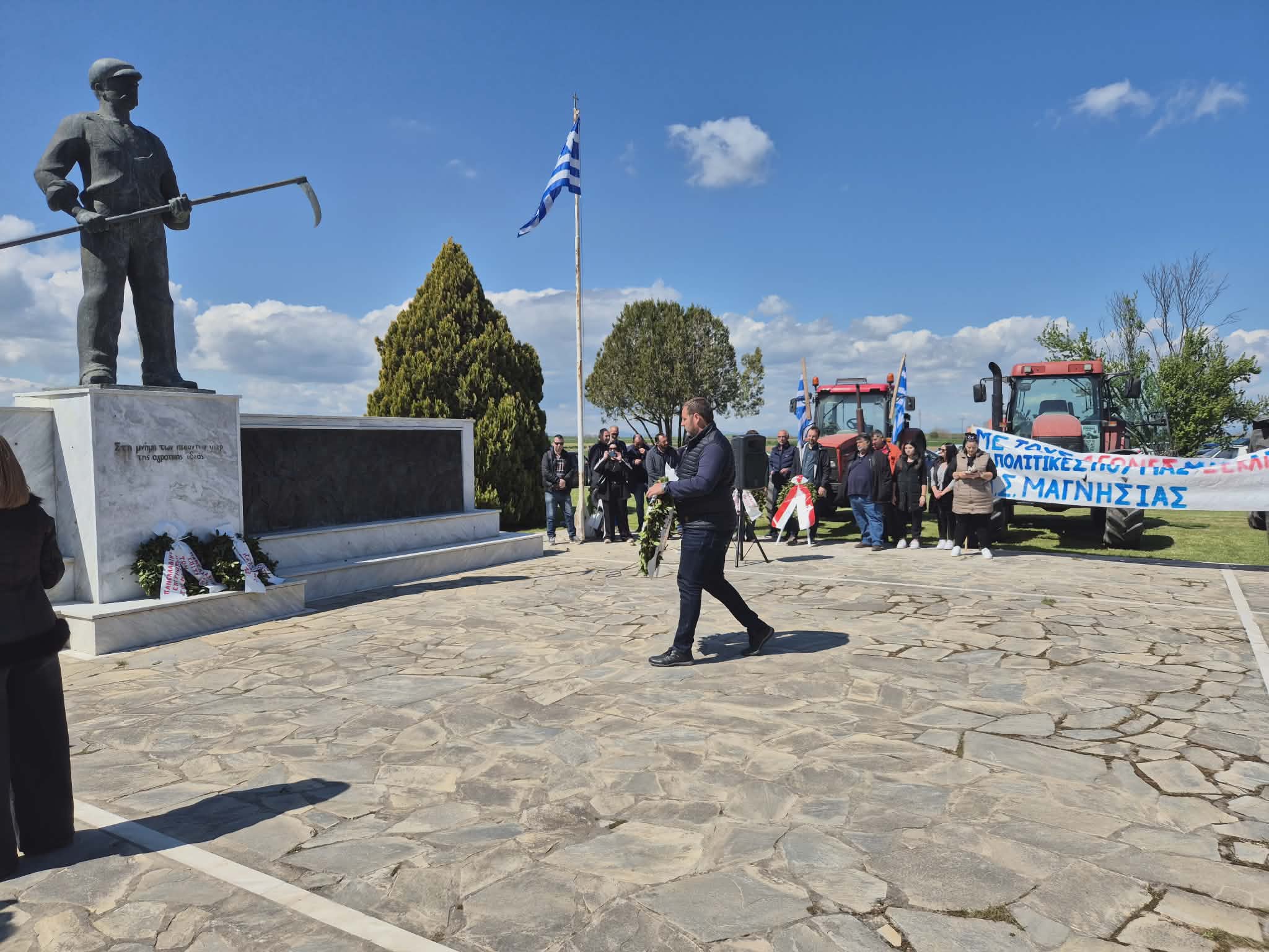 Όρκο τιμής έδωσαν οι αγρότες να συνεχίσουν τον αγώνα -με τα τρακτέρ στο Κιλελέρ (ΦΩΤΟ)