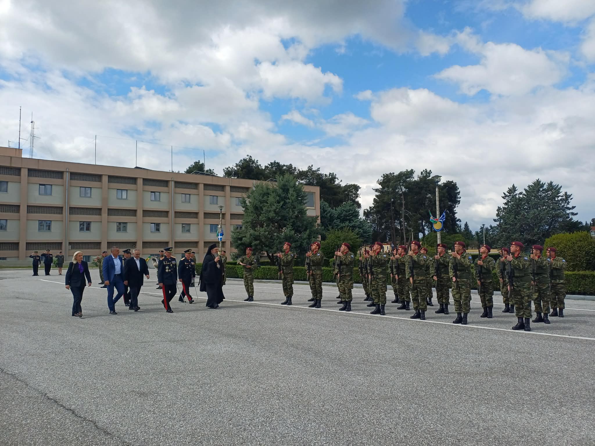 Τιμήθηκε ο προστάτης του στρατού ξηράς Άγιος Γεώργιος  στη Γενική Επιθεώρηση Στρατού (πρώην Στρατιά) στη Λάρισα. (ΦΩΤΟ+video)