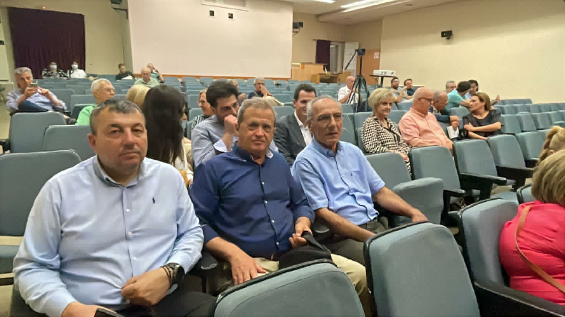 Παρουσιάστηκε στη Λάρισα το νέο βιβλίο του Αντώνη Ρουπακιώτη για τη δικαστική εξουσία (ΦΩΤΟ)