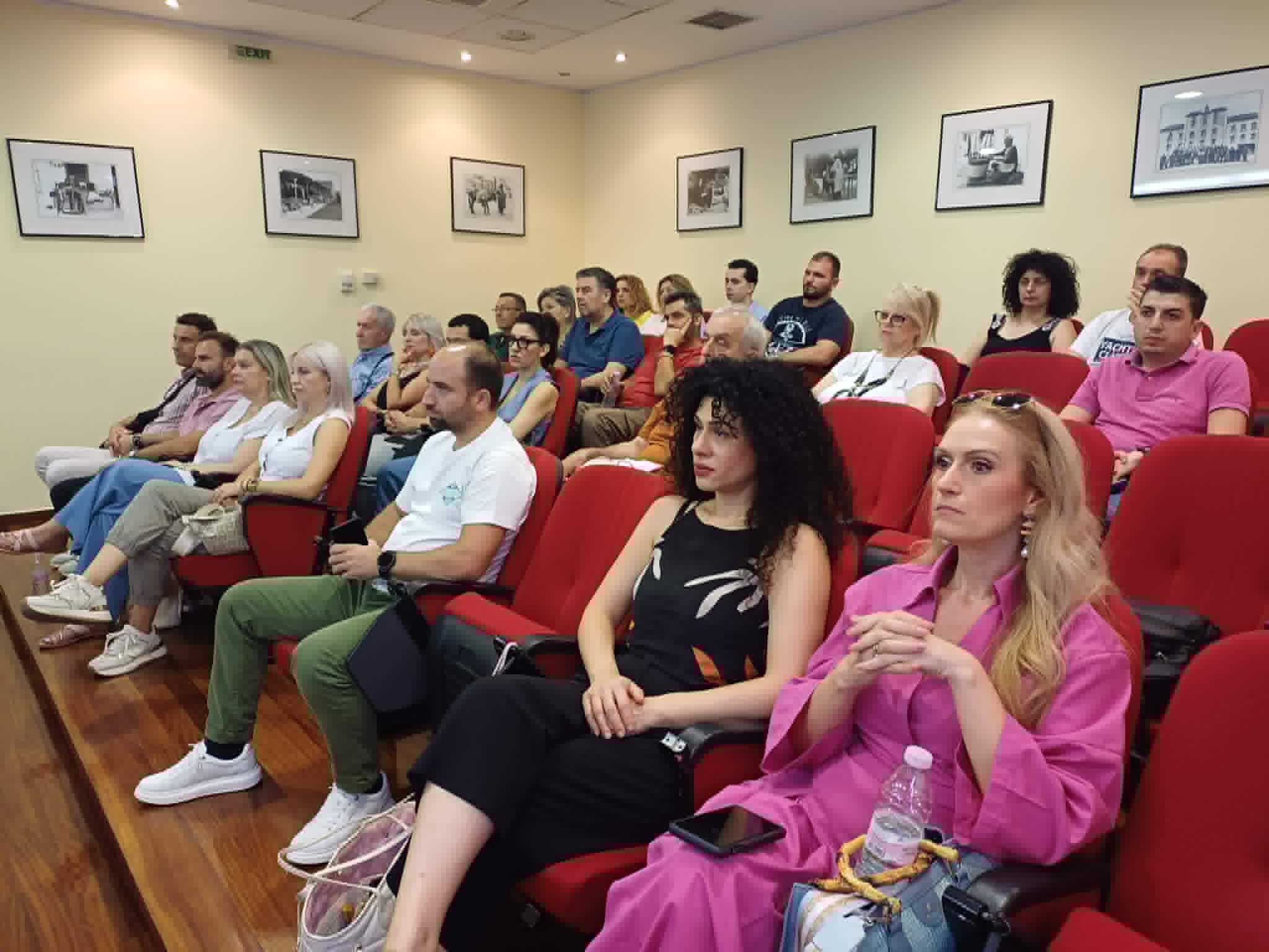 Ψηφιακή Κάρτα Εργασίας: ΕΦΚΑ και Επιθεώρηση Εργασίας ενημέρωσαν τις επιχειρήσεις της Λάρισας (ΦΩΤΟ)