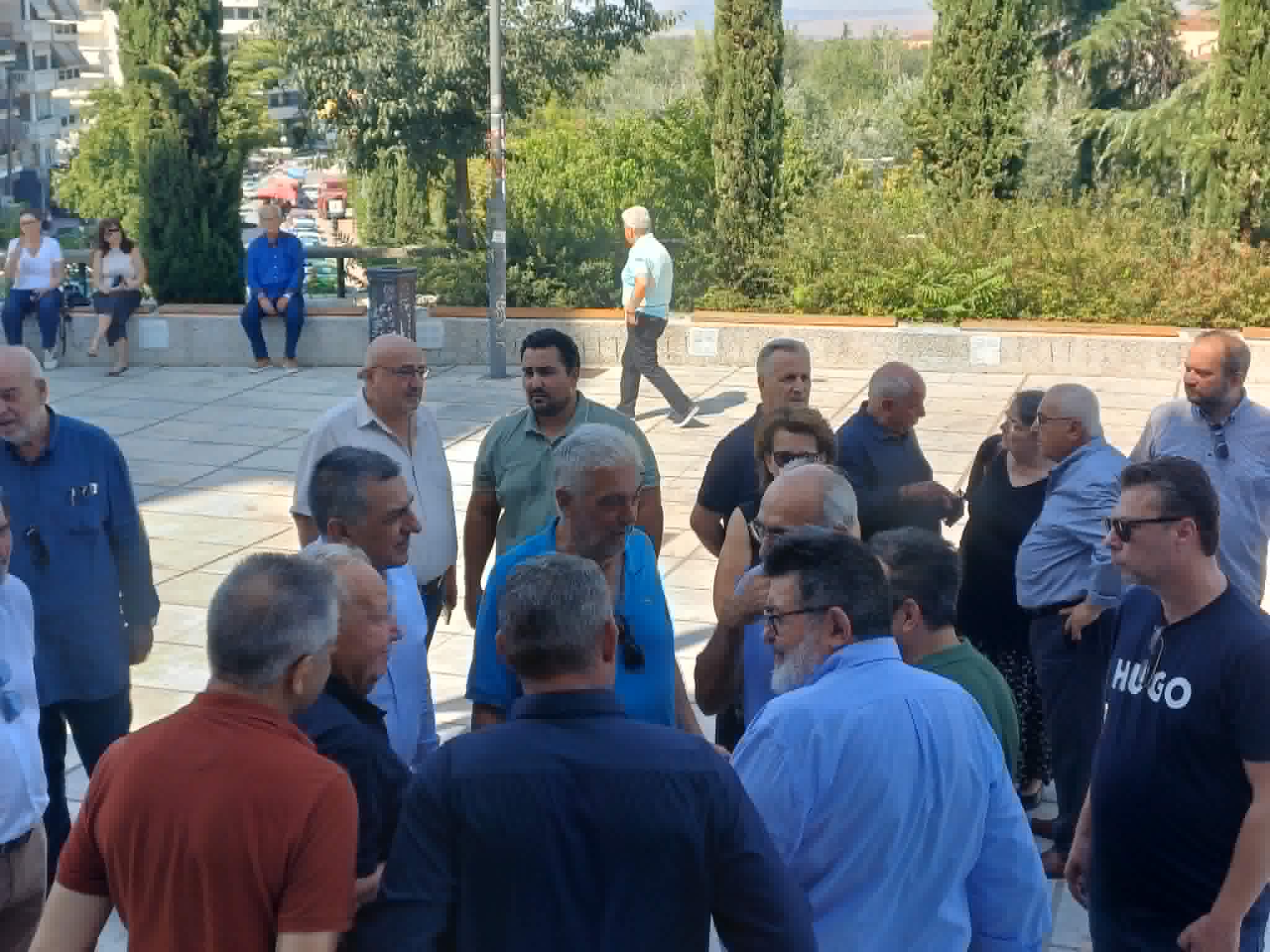 Σε κλίμα βαθειάς οδύνης και πάνδημα η κηδεία του σπουδαίου γιατρού και αυτοδιοικητικού Θανάση Μητσιού