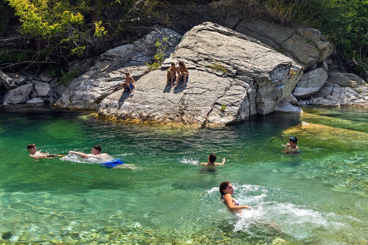 Δείτε εικόνες από το χθεσινό River Party στον Αχελώο («Ασπροπόταμο»), στην «παραλία» Μεσοχώρας Τρικάλων (ΦΩΤΟ)
