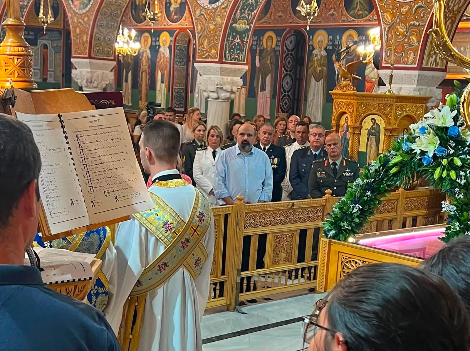 Εκαντοντάδες πιστοί στον Εσπερινό για την εορτή της Μεγαλόχαρης στην Ευαγγελίστρια στη Νέα Ιωνία