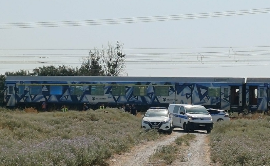 Τραγωδία στη Λάρισα: Το ενδεχόμενο αυτοκτονίας εξετάζουν οι αρχές για τον άνδρα που διαμελίστηκε από τρένο (ΦΩTO)