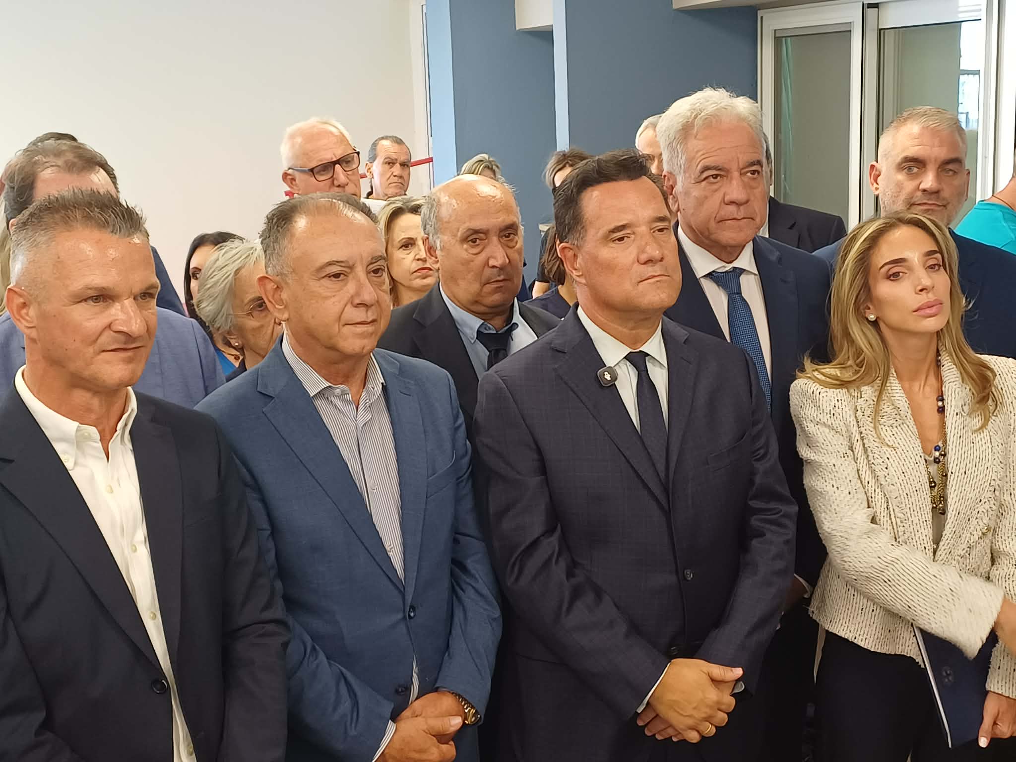 Εγκαινιάστηκε το νέο ΤΕΠ του ΓΝΛ παρουσία του  Άδωνι Γεωργιάδη- τι είπε για το ύψος και την πρόσβαση των ασθενοφόρων (ΦΩΤΟ +)