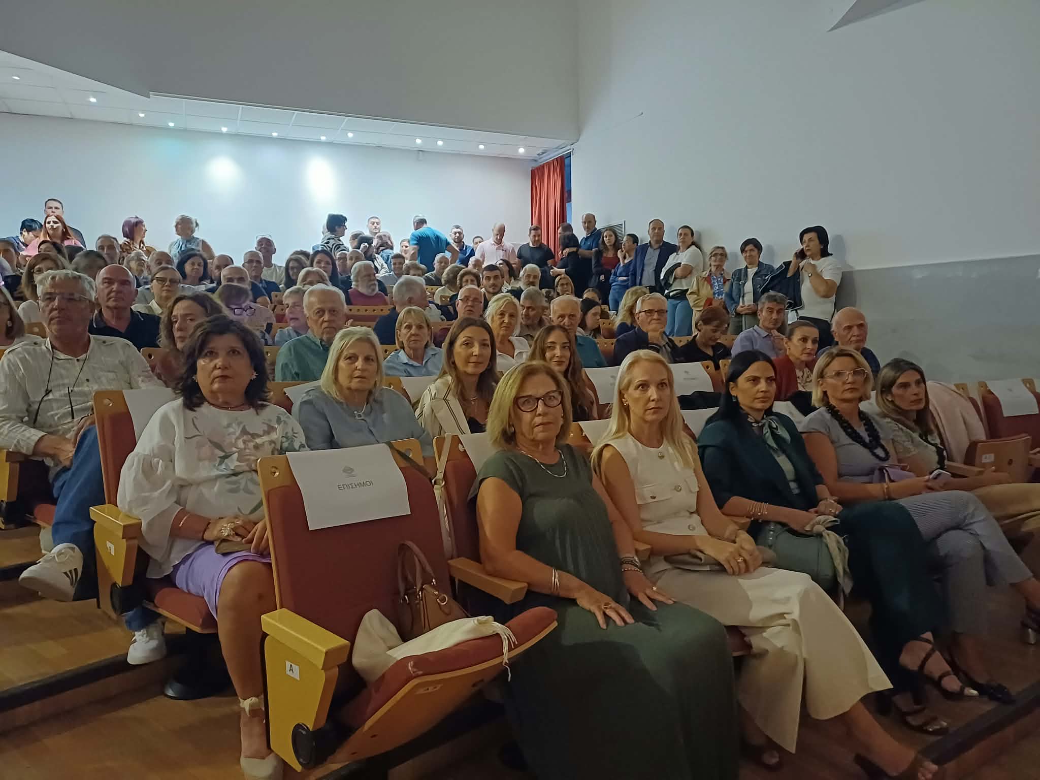 «Βασίλης Σκουλάς – Στο μετερίζι τσ’ ανθρωπιάς»-ξεχωριστή βραδιά στη Λάρισα στη Δημοτική Πινακοθήκη