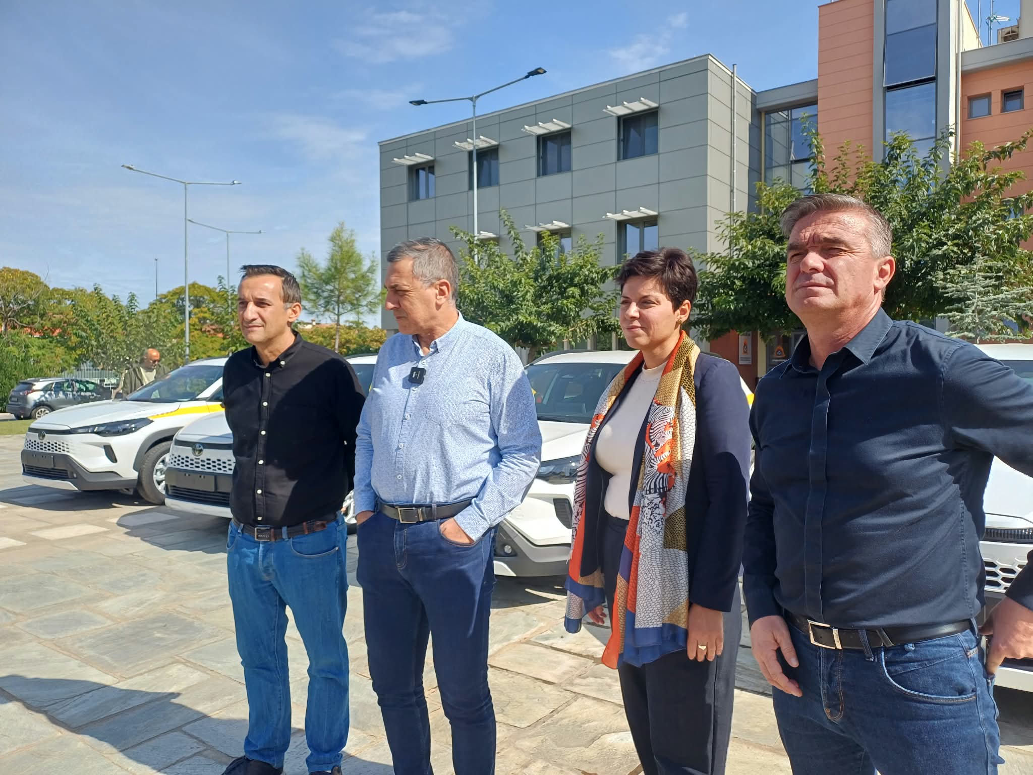 Η Περιφέρεια Θεσσαλίας ανανεώνει τον στόλο της με πέντε νέα υπηρεσιακά οχήματα (ΦΩΤΟ)