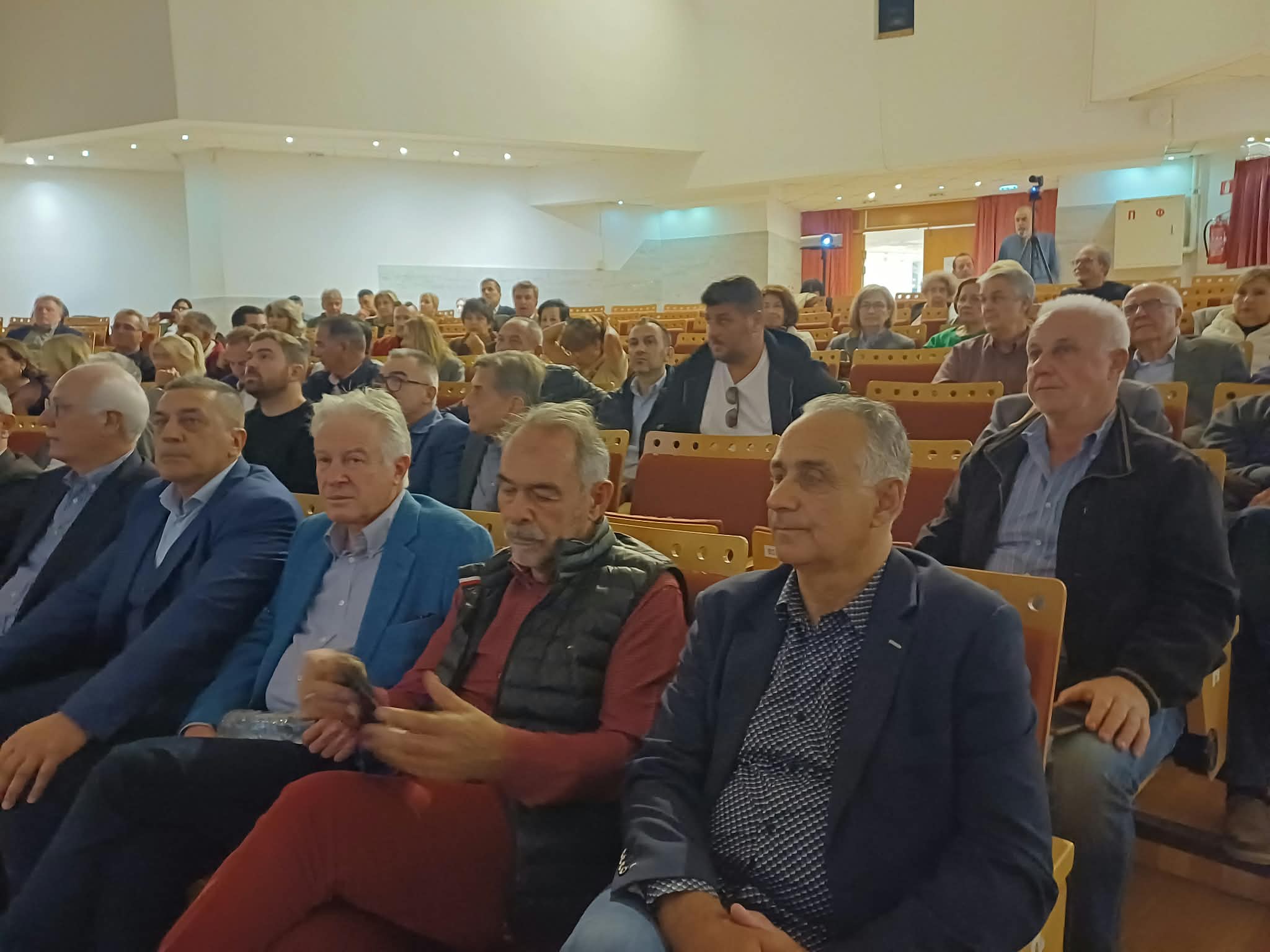 «Είμαστε έτοιμοι για τον επόμενο Ντάνιελ;» – Εκδήλωση της ΕΛ.ΑΣ για την κλιματική κρίση στη Λάρισα (φωτο)