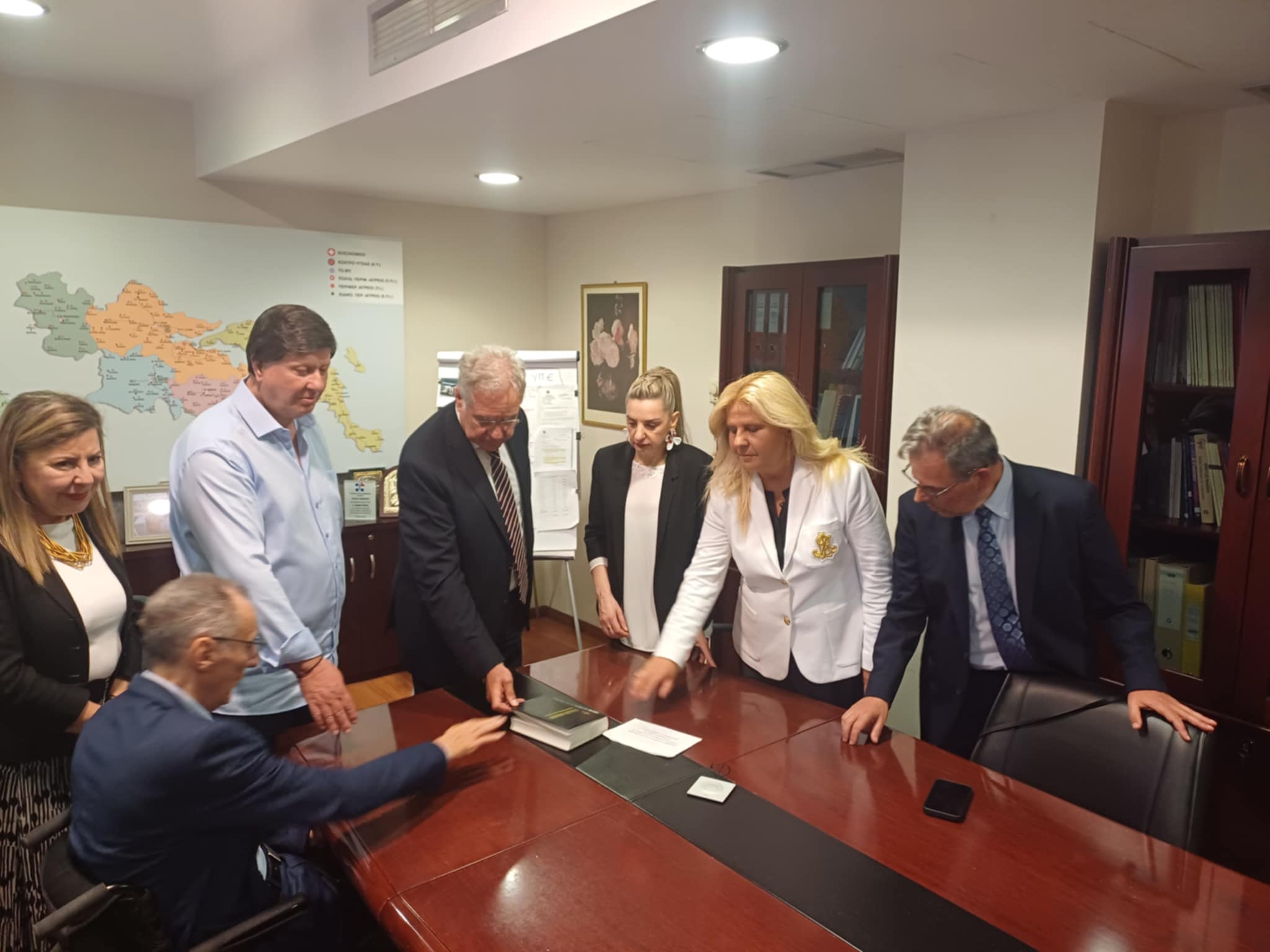 Η ορκωμοσία των πέντε νέων διοικητών νοσοκομείων της Θεσσαλίας -Μαίρη Κουτσιούμπα στο πανεπιστημιακό(ΦΩΤΟ)