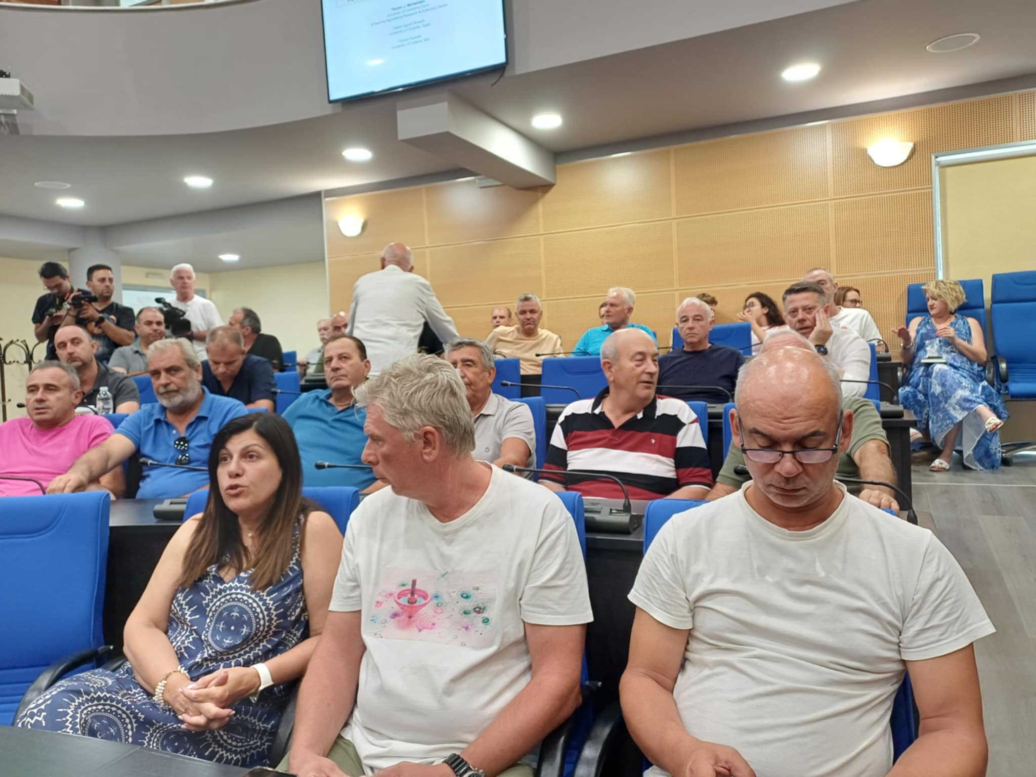 Ημερίδα για τη φόμοψη αμυγδάλου στην περιφέρεια με εισηγητή τον καθηγητή του Πανεπιστημίου DAVIS Καλιφόρνιας, κ. Μιχαηλίδη