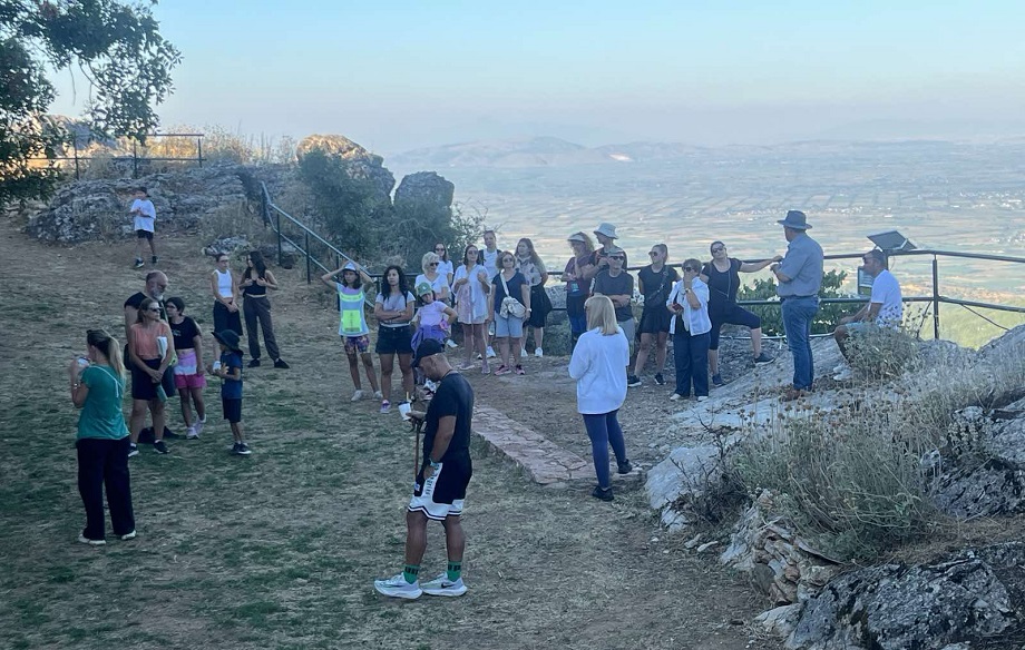 Ζωντάνεψαν τα χωριά τον Δεκαπενταύγουστο, η λίμνη Πλαστήρα έχει την τιμητική της (φωτο)