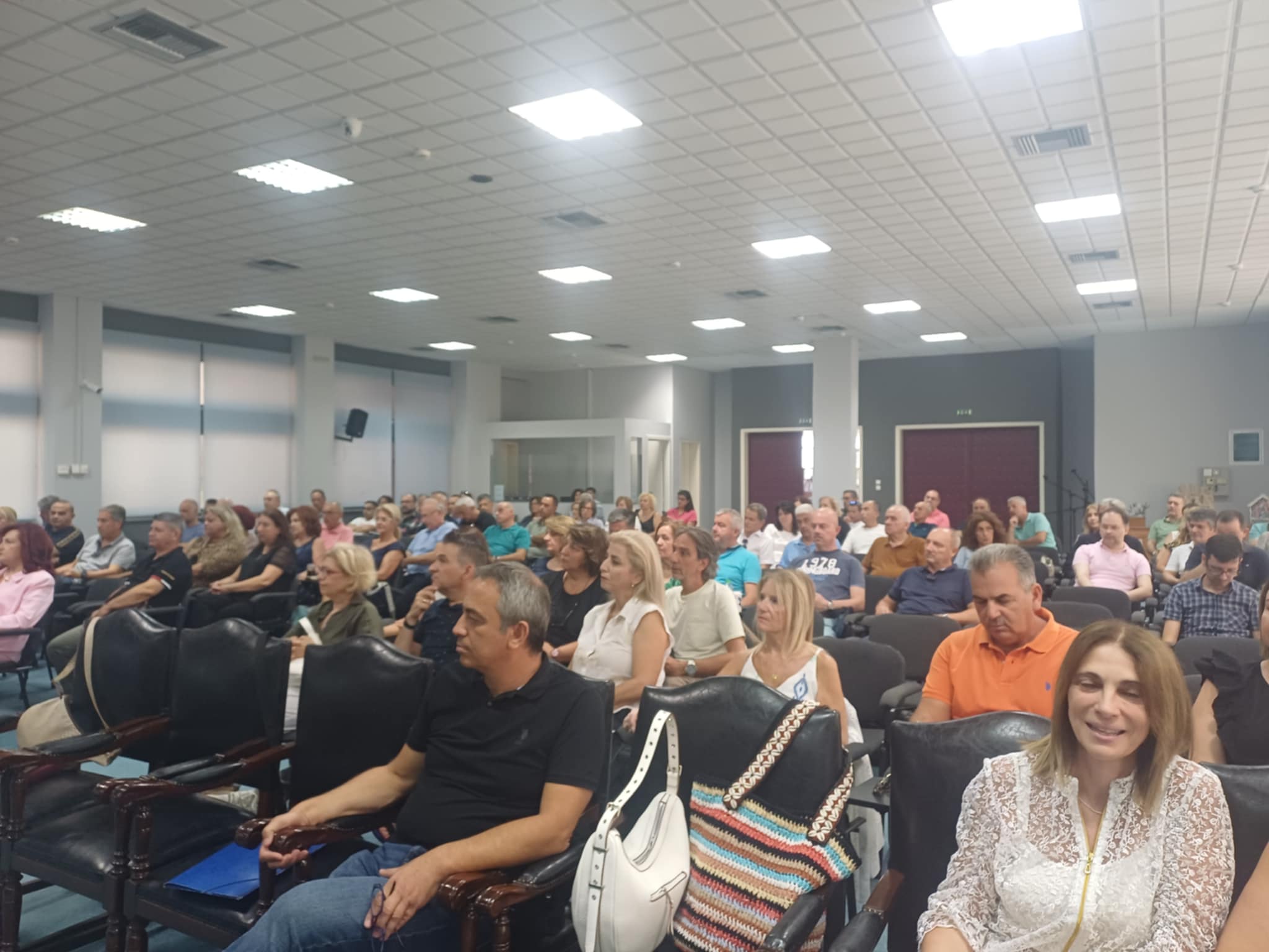Έτοιμα σε ποσοστό 95% τα σχολεία της Λάρισας για τη νέα χρονιά - Ημερίδα Δευτεροβάθμιας Εκπαίδευσης (ΦΩΤΟ)