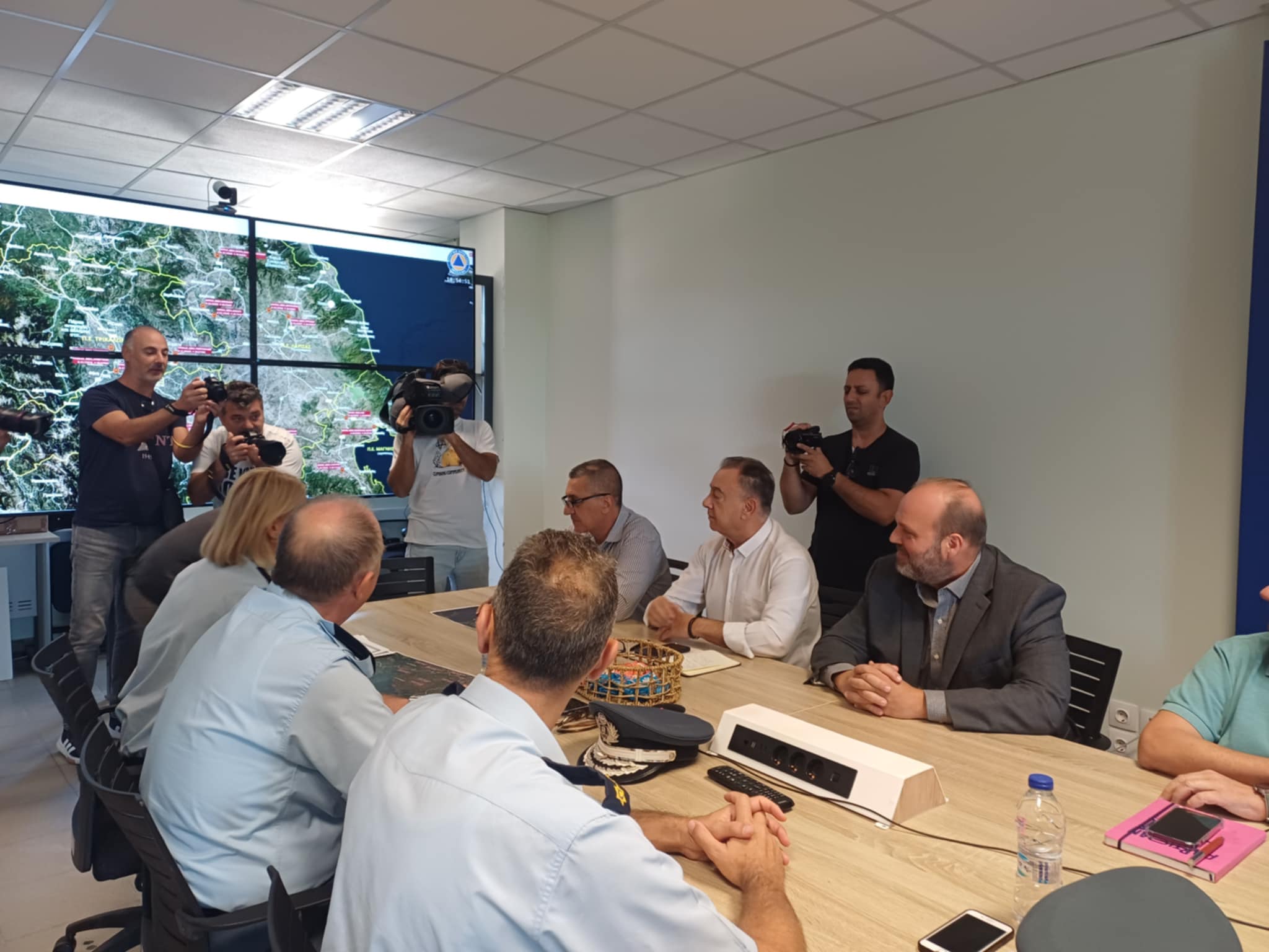 Κρίσιμη σύσκεψη για την ευλογιά στην περιφέρεια Κέλλα, Κουρέτα για τη λειτουργία των 17 Απολυμαντικών Σταθμών (ΦΩΤΟ)
