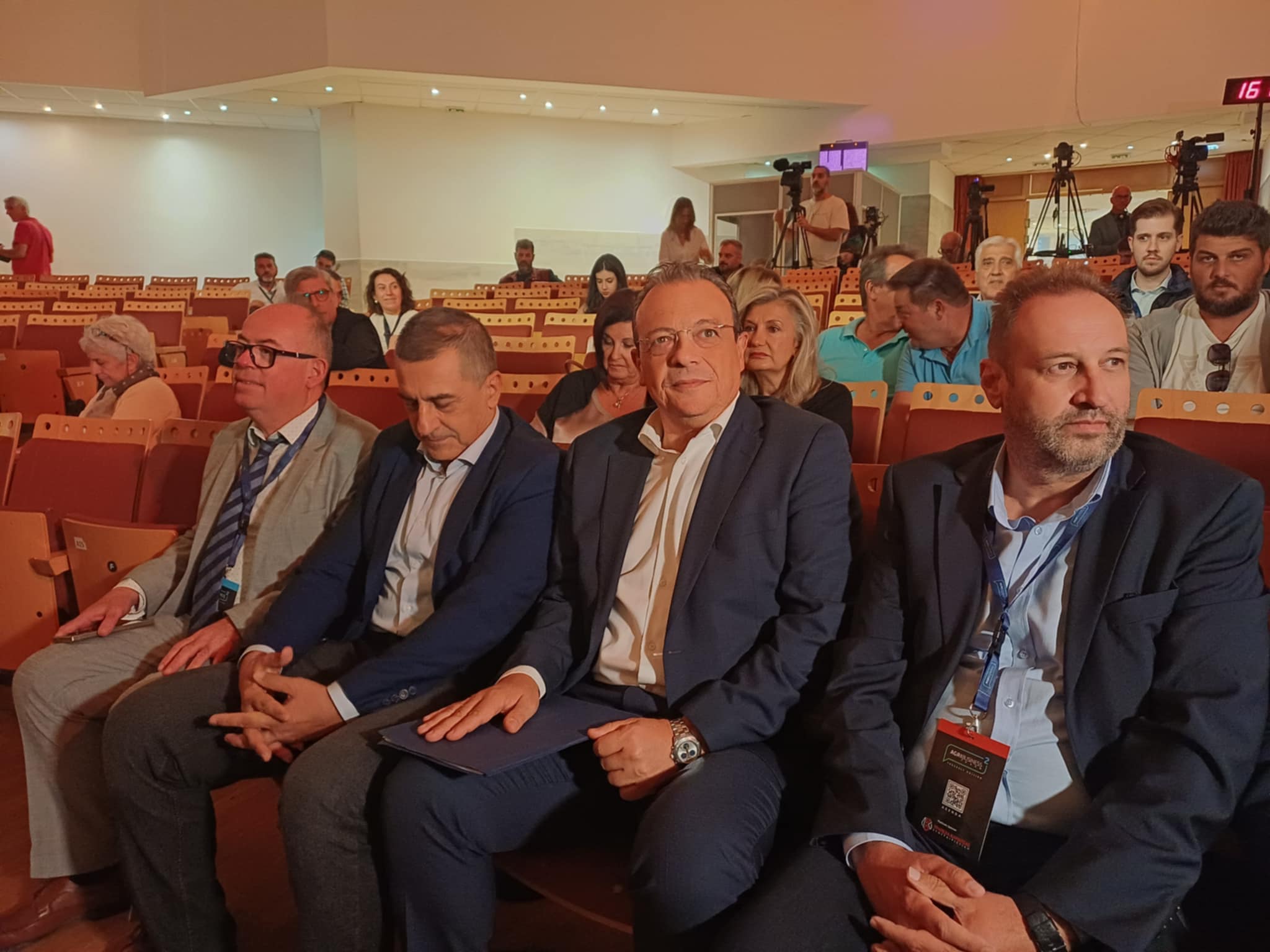 Στη Λάρισα ο Φάμελλος καταθέτει την πρόταση του ΣΥΡΙΖΑ  για το μέλλον του αγροδιατροφικού τομέα (ΦΩΤΟ)