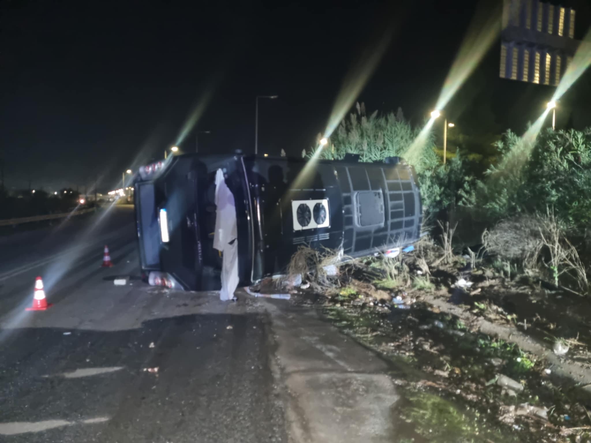 Γυναίκες από τη Λάρισα μετέφερε το λεωφορείο που ανετράπη στο Ριζόμυλο- πήγαιναν για αρτοκλασία (ΦΩΤΟ)