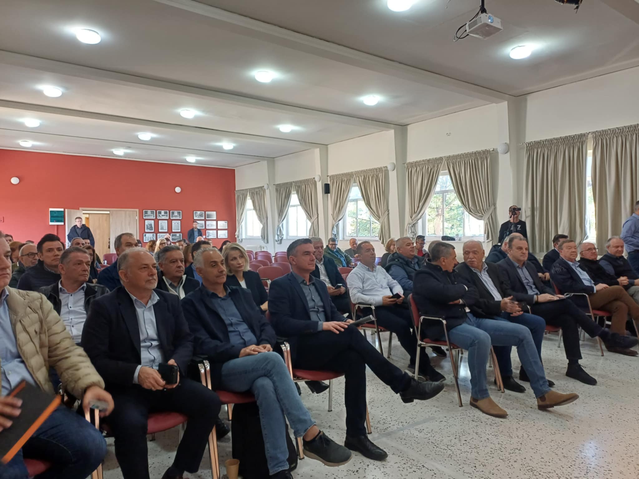 Αναλύθηαν οι επιπτώσεις στα εδάφη της Θεσσαλίας σε ημερίδα του ΕΛΓΟ Δήμητρα και της περιφέρειας (ΦΩΤΟ)