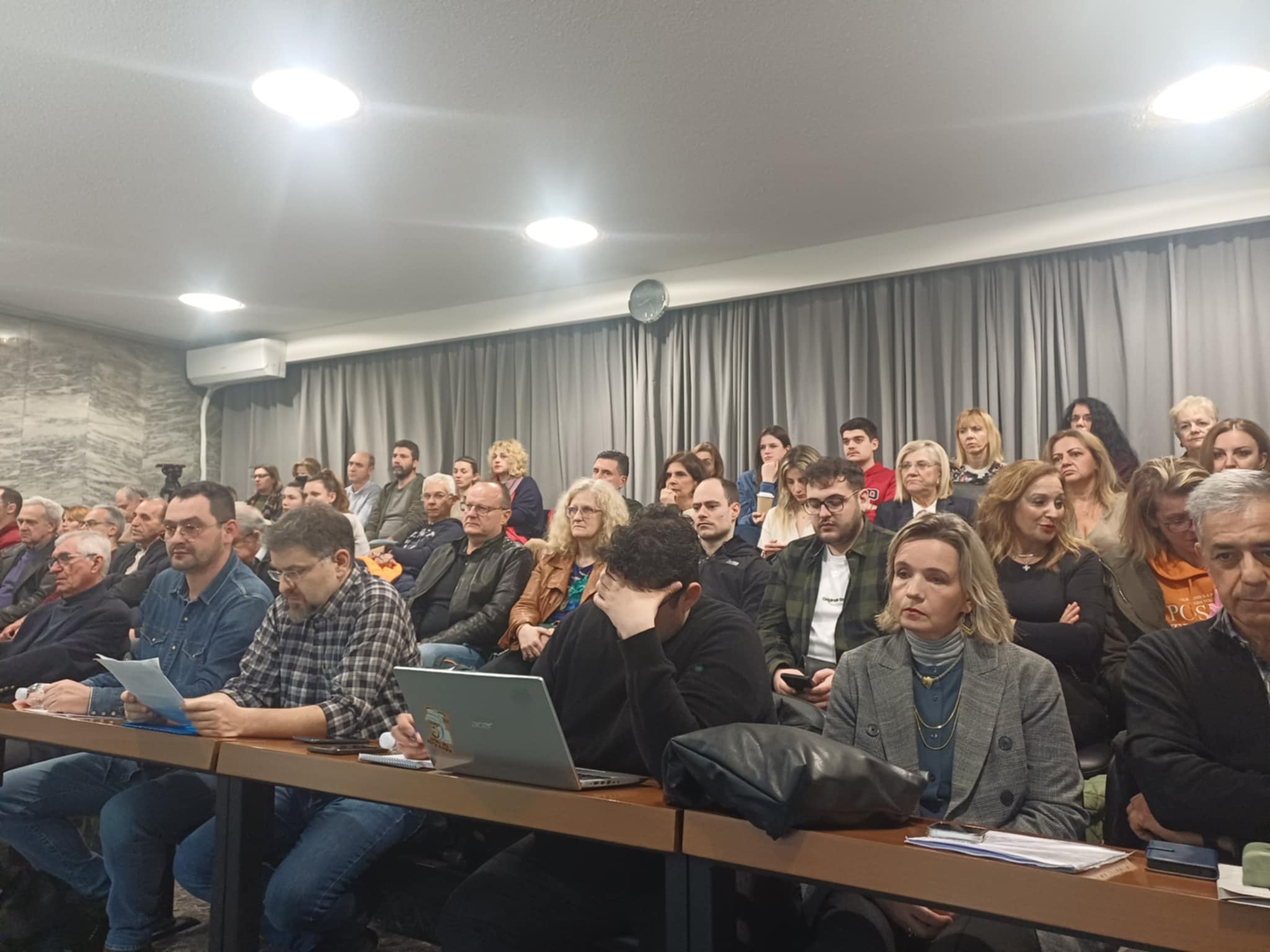 Στο επίκεντρο η κατάργηση της Παιδιατρικής του ΓΝΛ τραβά στην αποψινή συνεδρίαση του δημοτ. συμβουλίου Λάρισας (ΦΩΤΟ)