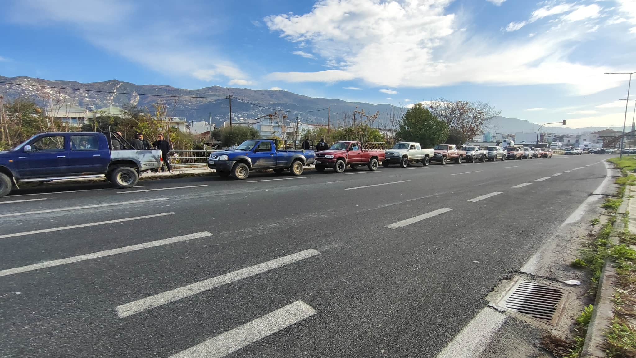 Κομβόι από Βόλο στη Νίκαια – από τον περιφερειακό και το Πεδίο του Άρωες προς Ριζόμυλο (ΦΩΤΟ)