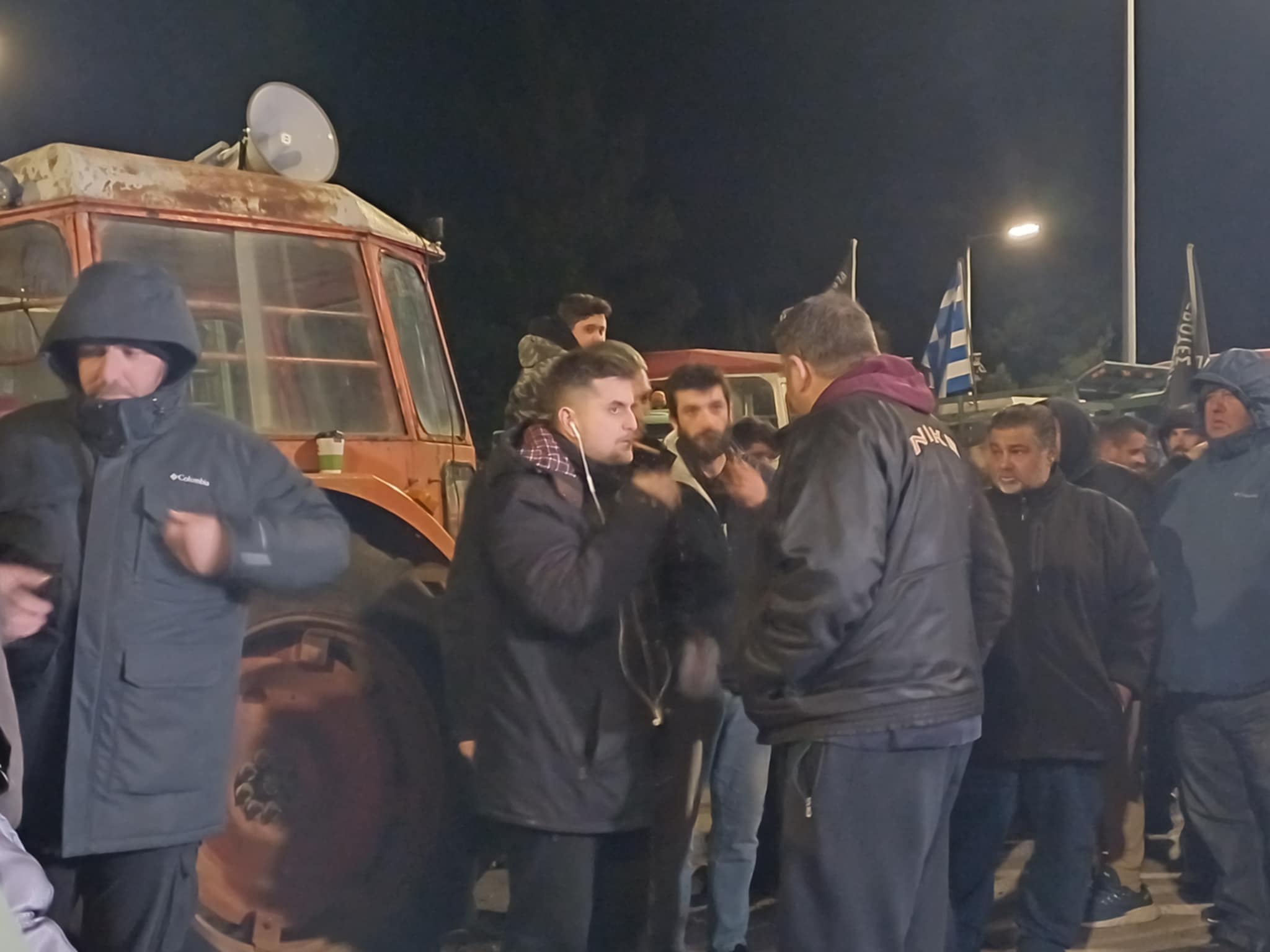 Ραγδαίες εξελίξεις στο μπλόκο της Νίκαιας:Δεν πάνε αύριο Μαίμου, ζητούν νέα συνάντηση και κλιμακώνουν τον αγώνα (ΦΩΤΟ+video)