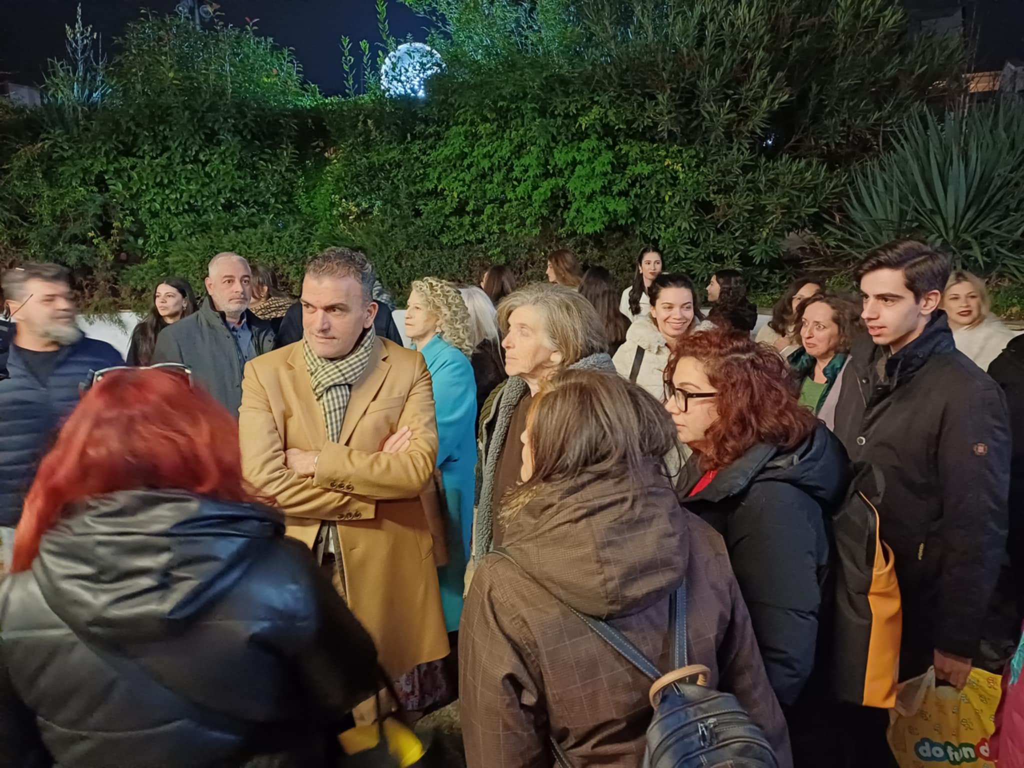 Έκοψε την πρωτοχρονιάτικη πίτα το Θεσσαλικό θεάτρο (ΦΩΤΟ+video)