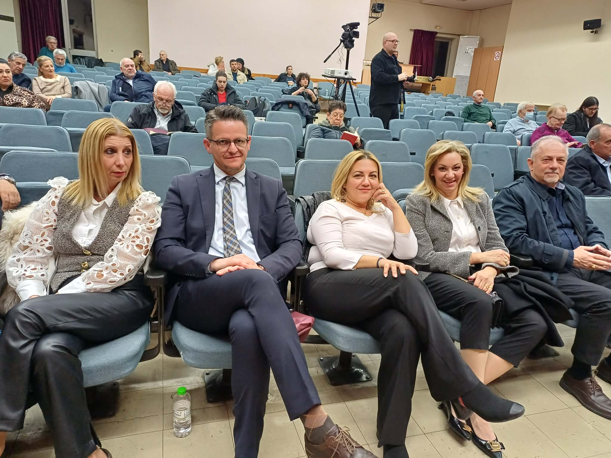 “Γιάννης Μπουτάρης – πολιτική αλλιώς”:  παρουσιάστηκε το βιβλίο του Λεωνίδα Μακρή στη Λάρισα (ΦΩΤΟ)