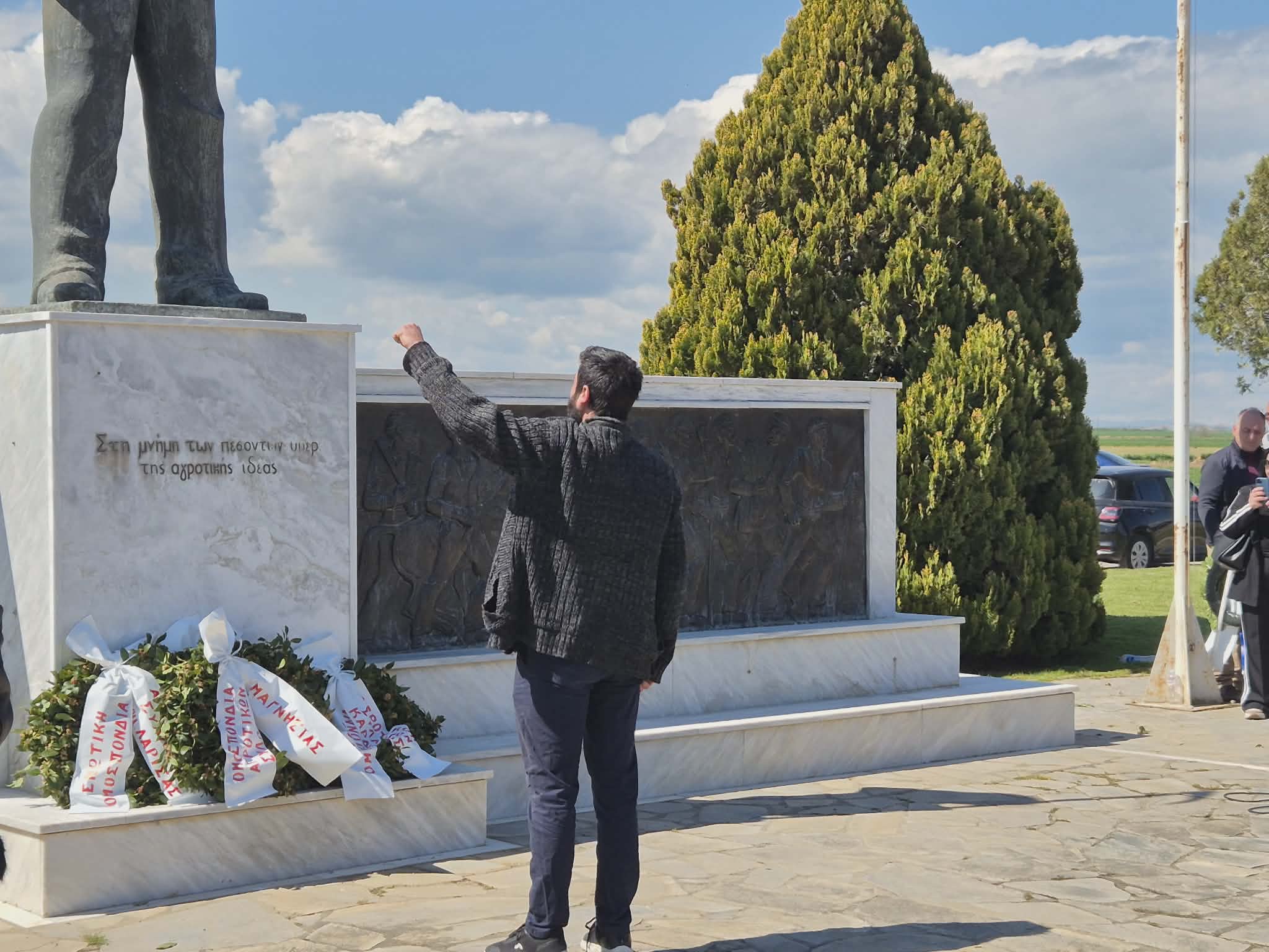 Όρκο τιμής έδωσαν οι αγρότες να συνεχίσουν τον αγώνα -με τα τρακτέρ στο Κιλελέρ (ΦΩΤΟ)
