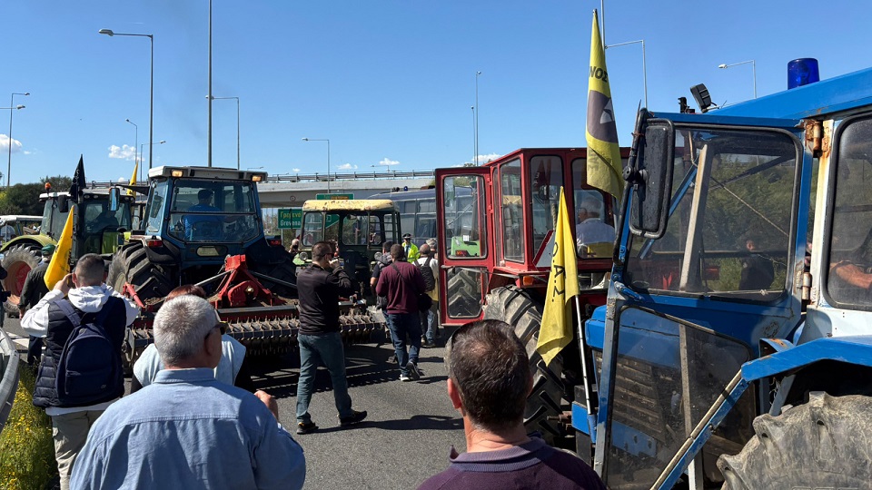 Αγροτικό συλλαλητήριο – μήνυμα στον Ε-65 (ΦΩΤΟ - ΒΙΝΤΕΟ)