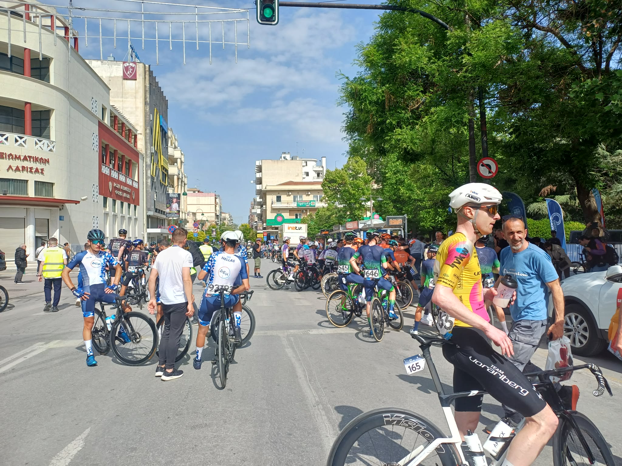 Θεματικός τερματισμός στη Λάρισα με Σέρβο ποδηλάτη νικητή του 2ου εταπ του ΔΕΗ Tour of Hellas (ΦΩΤΟ+video)