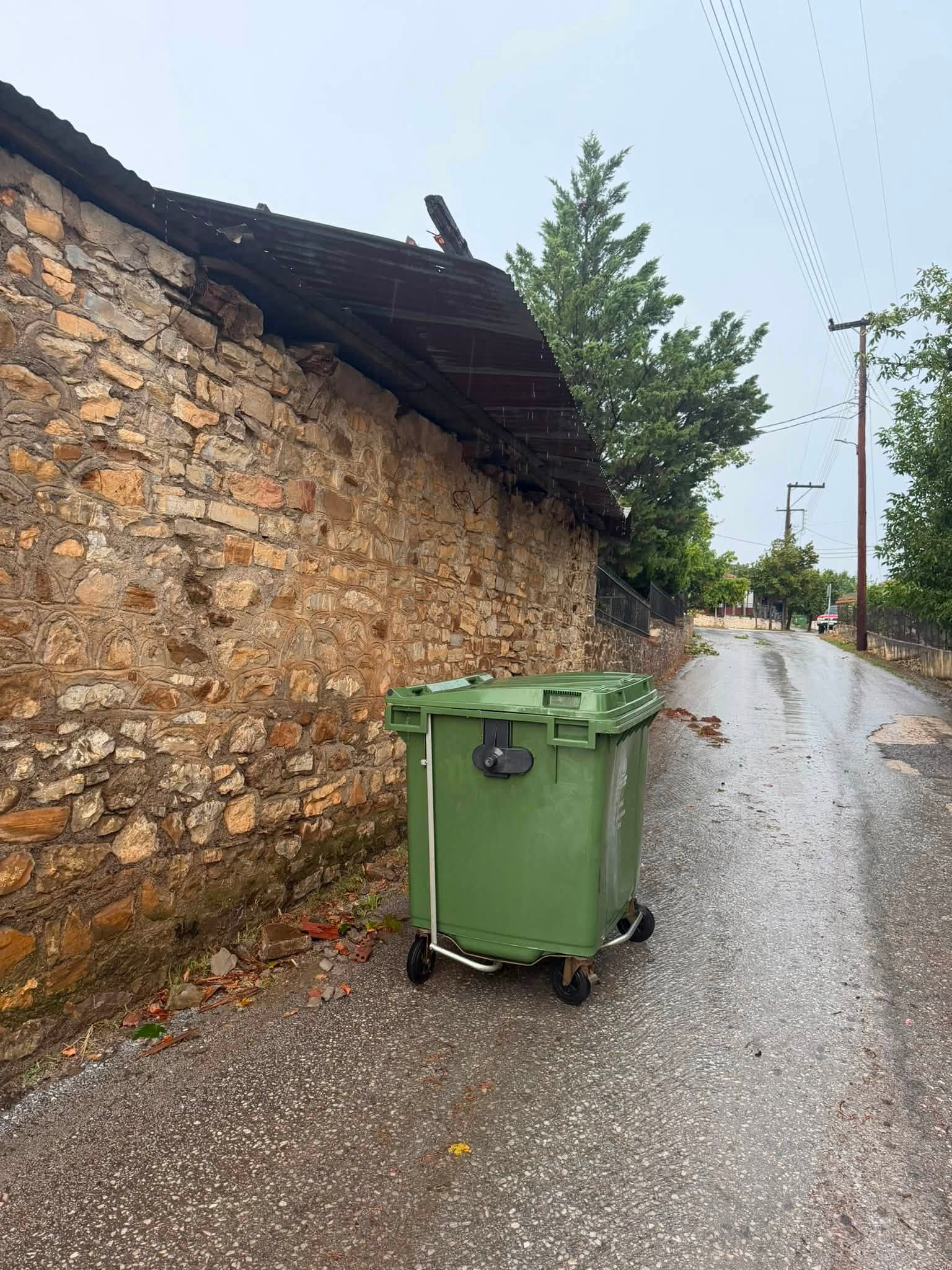 Δείτε εντυπωσιακό βίντεο από τη χθεσινή καταιγίδα στη Σκοπιά Φαρσάλων (ΦΩΤΟ+video)