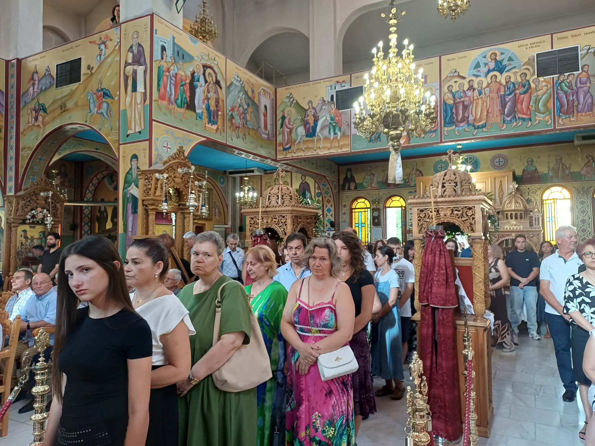 Λάρισα: Πλήθος πιστών στη Ζωοδόχο Πηγή για την Κοίμηση της Θεοτόκου (ΦΩΤΟ-ΒΙΝΤΕΟ)