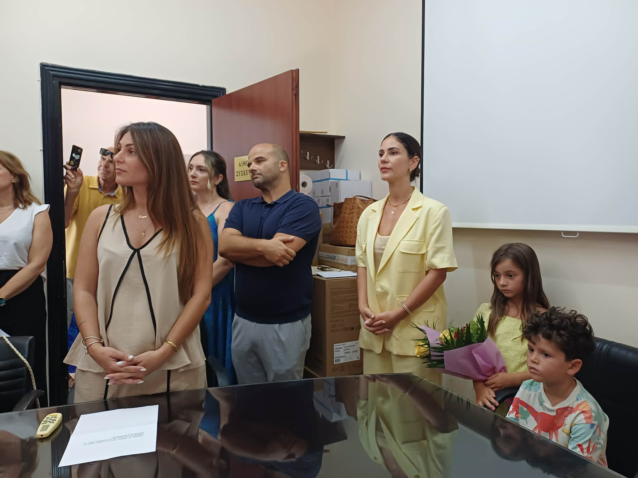 Ορκίστηκαν στα γραφεία της Δευτεροβάθμιας Λάρισας οι νεοδιόριστοι εκπαιδευτικοί (ΦΩΤΟ+video)