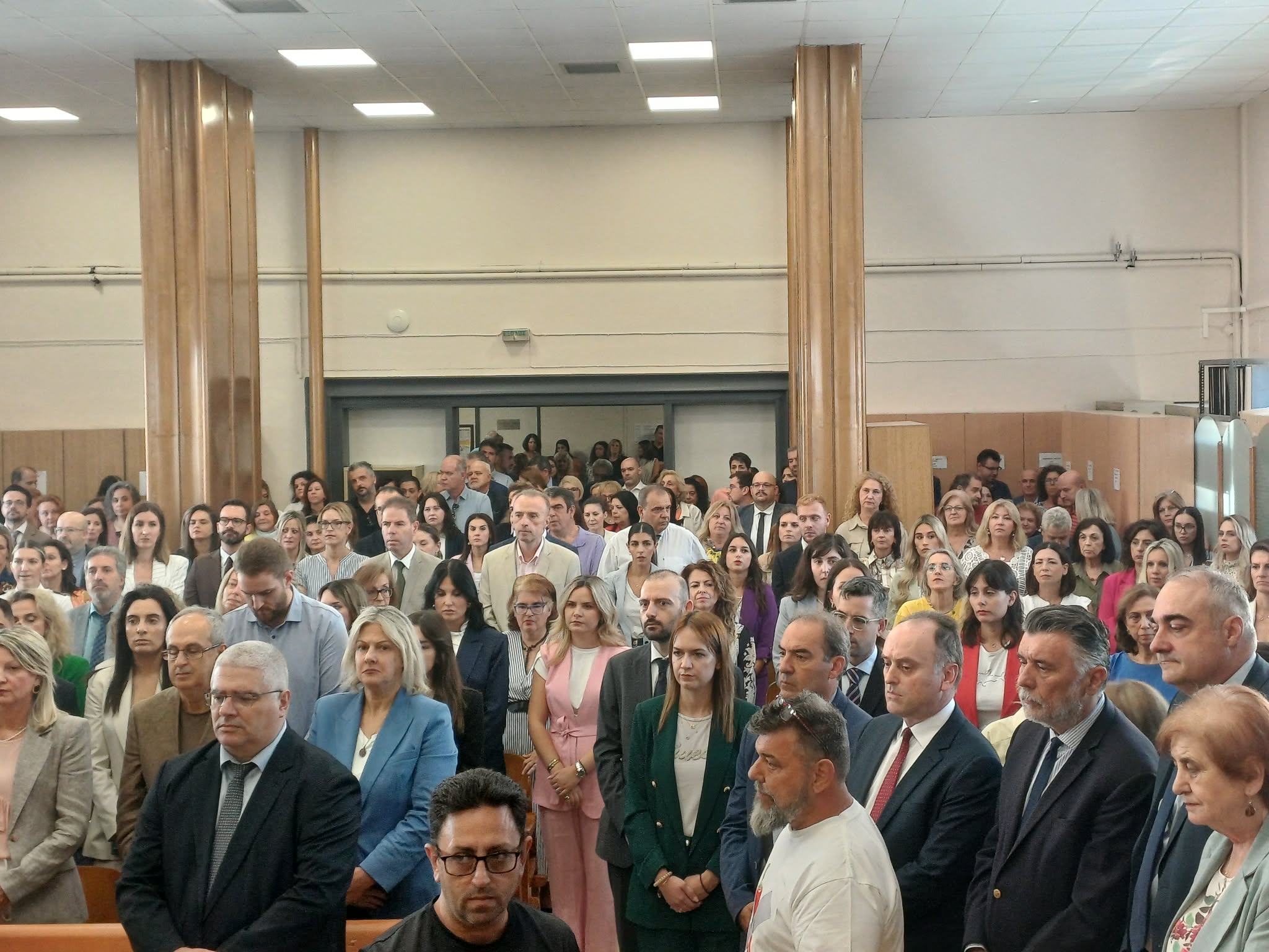 Επίσημη έναρξη του νέου δικαστικού έτους στη Λάρισα με αγιασμό (ΦΩΤΟ+video)
