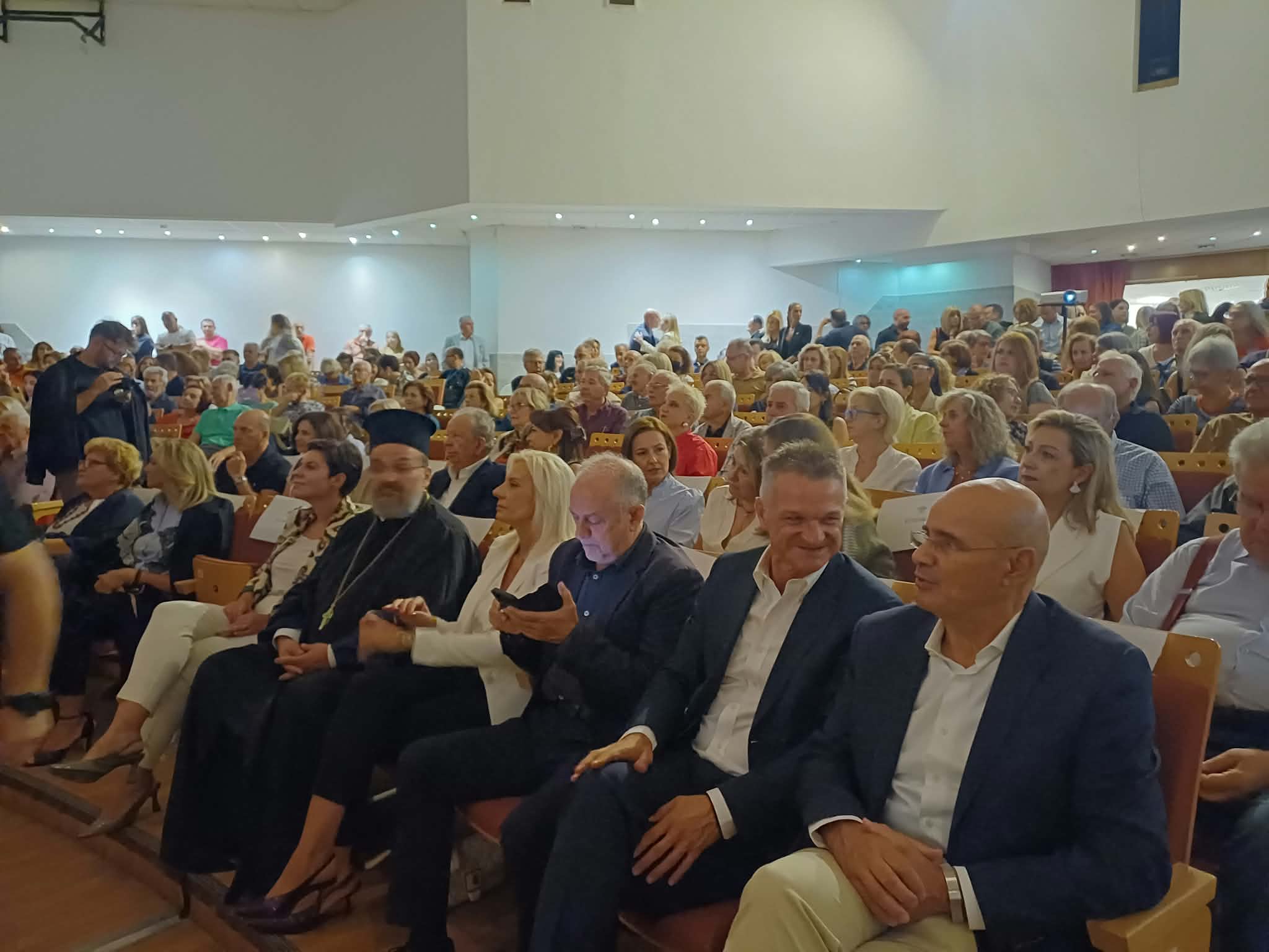 «Βασίλης Σκουλάς – Στο μετερίζι τσ’ ανθρωπιάς»-ξεχωριστή βραδιά στη Λάρισα στη Δημοτική Πινακοθήκη