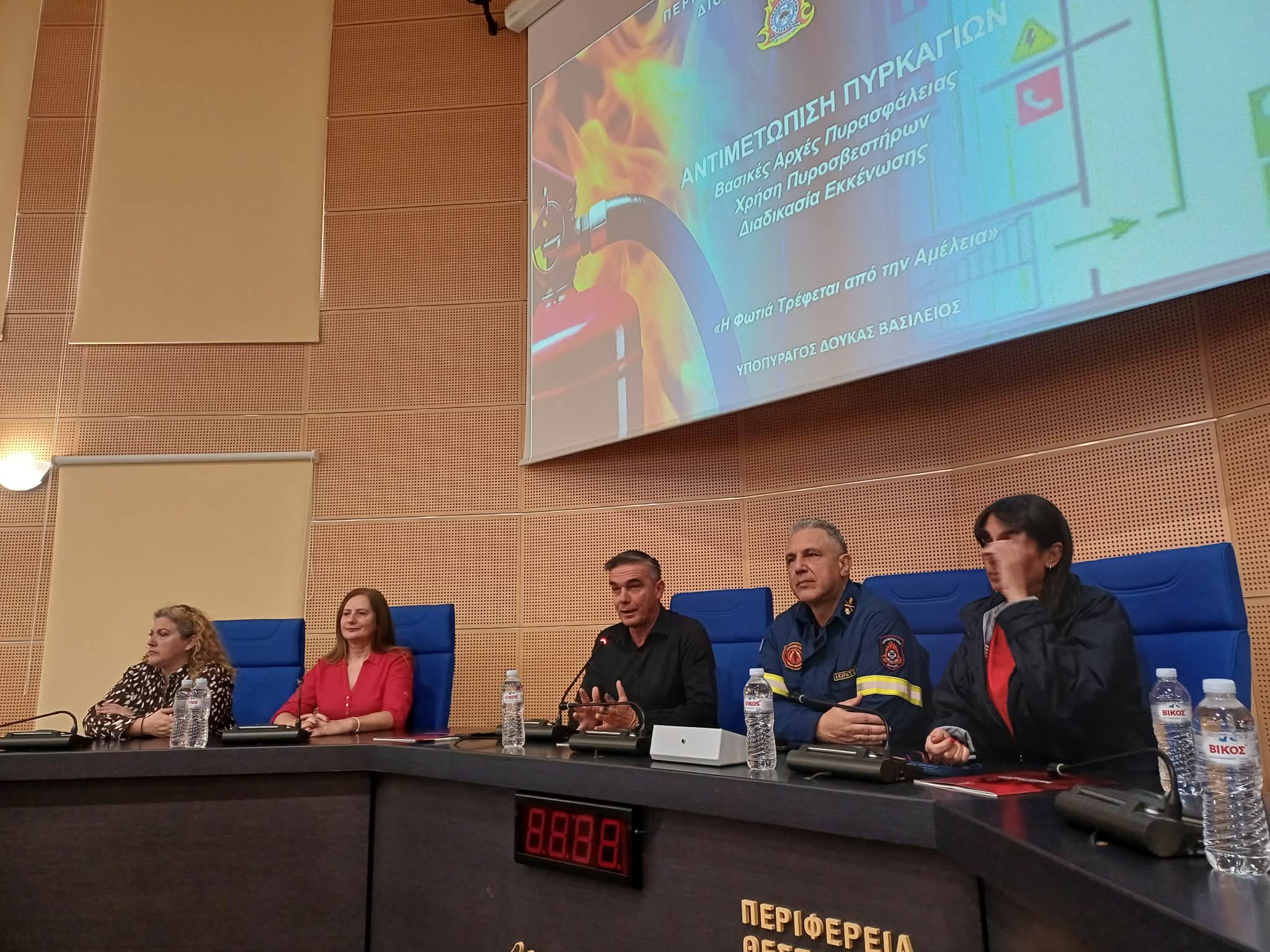 Επίδειξη χρήσης πυροσβεστικών μέσων στην Περιφέρεια Θεσσαλίας