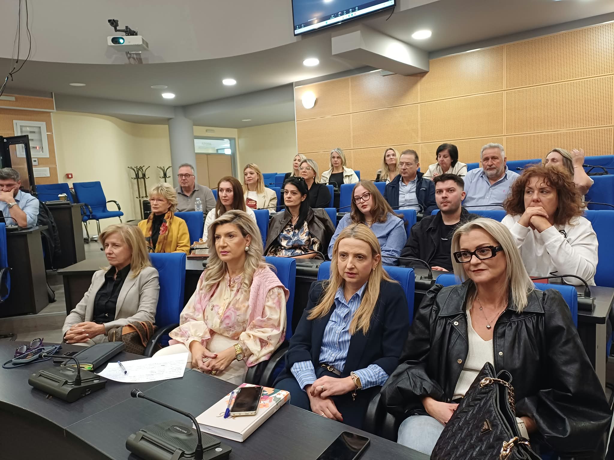Νέα «συμμαχία» στη Θεσσαλία για την ισότητα των φύλων – Τι αποφασίστηκε στη συνάντηση στη Λάρισα