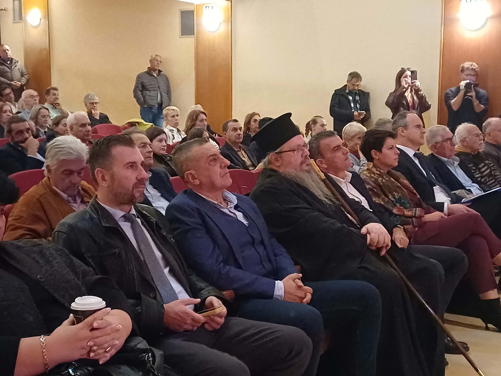 Λάρισα: Παρουσιάστηκε το βιβλίο «Τέμπη – Κατηγορώ» με τη συμμετοχή συγγενών θυμάτων (ΦΩΤΟ+video)