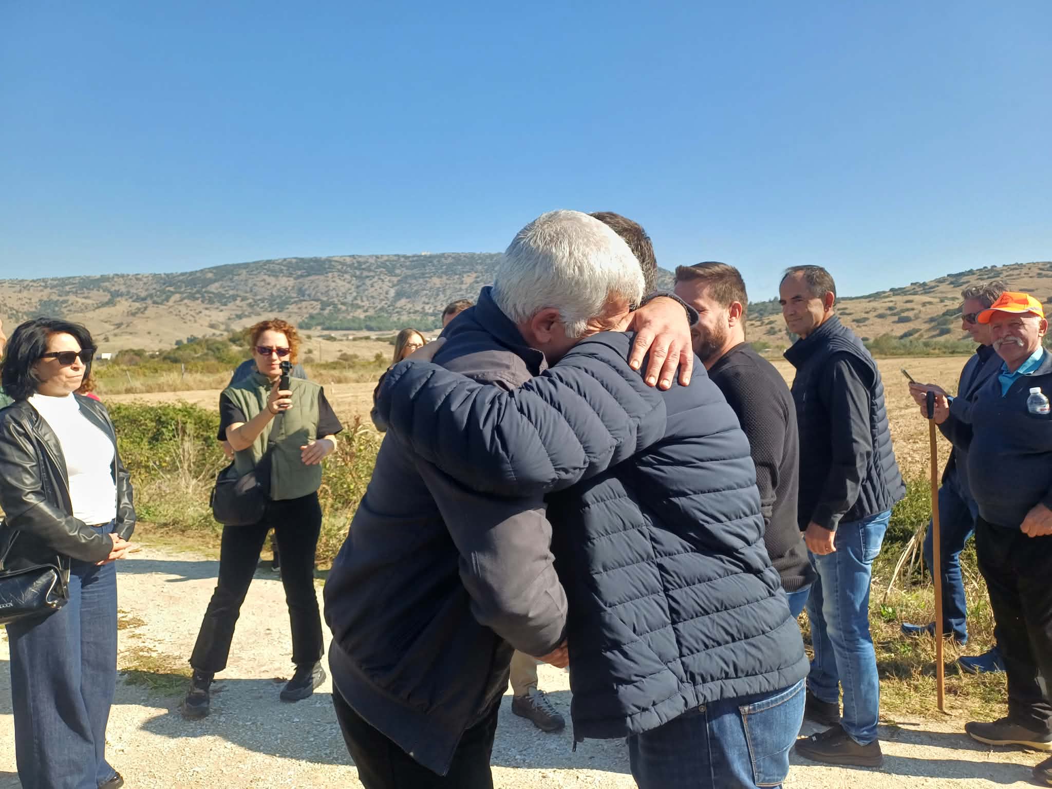 Τσίπρας στο Γριζάνο Τρικάλων: «Εμείς παίρνουμε ψήφους με τα σπόρια από τα ρόδια και η κυβέρνηση με επιδοτήσεις» (ΦΩΤΟ+ωιδεο)