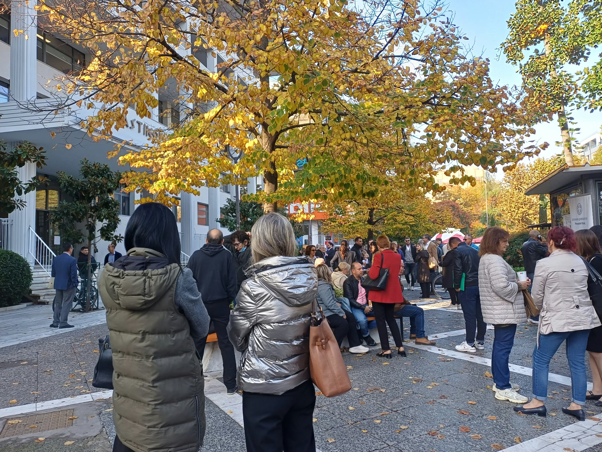 Συναγερμός στα Δικαστήρια Λάρισας για βόμβα – Φάρσα το τηλεφώνημα (ΦΩΤΟ)