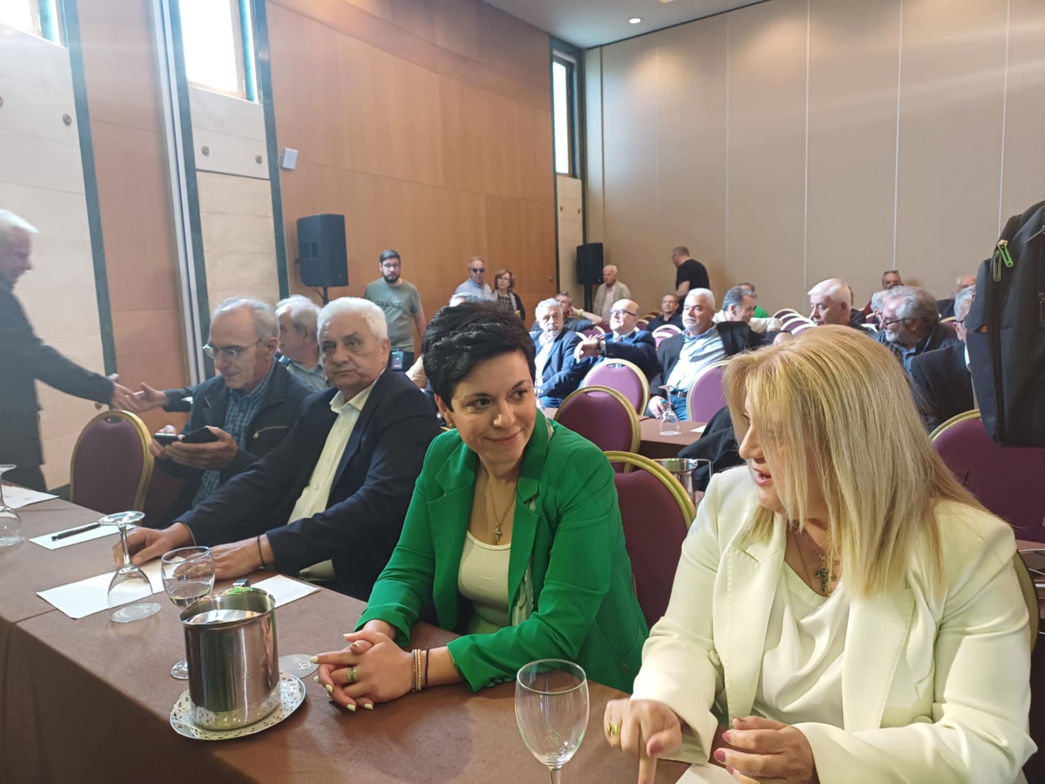 Παρουσία του Νίκου Ανδρουλάκη ξεκίνησε η Περιφερειακή Συνδιάσκεψη του ΠΑΣΟΚ στη Λάρισα