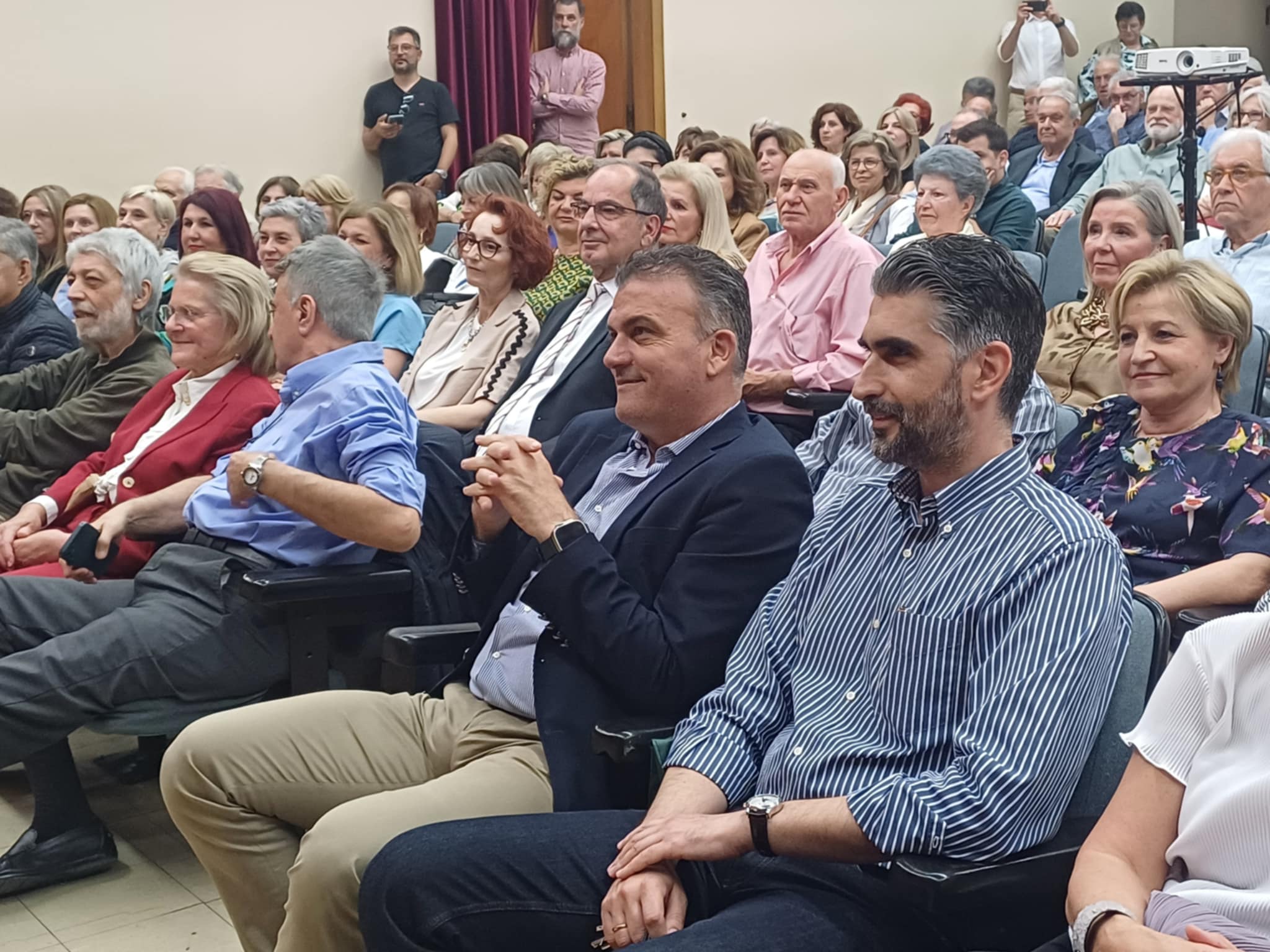 Παρουσιάστηκε το βιβλίο του Βασίλη Μίχου με τίτλο «ΕΥΡΩΠΗ RESTART – Προκλήσεις και Προοπτικές μιας κουρασμένης Ηπείρου»