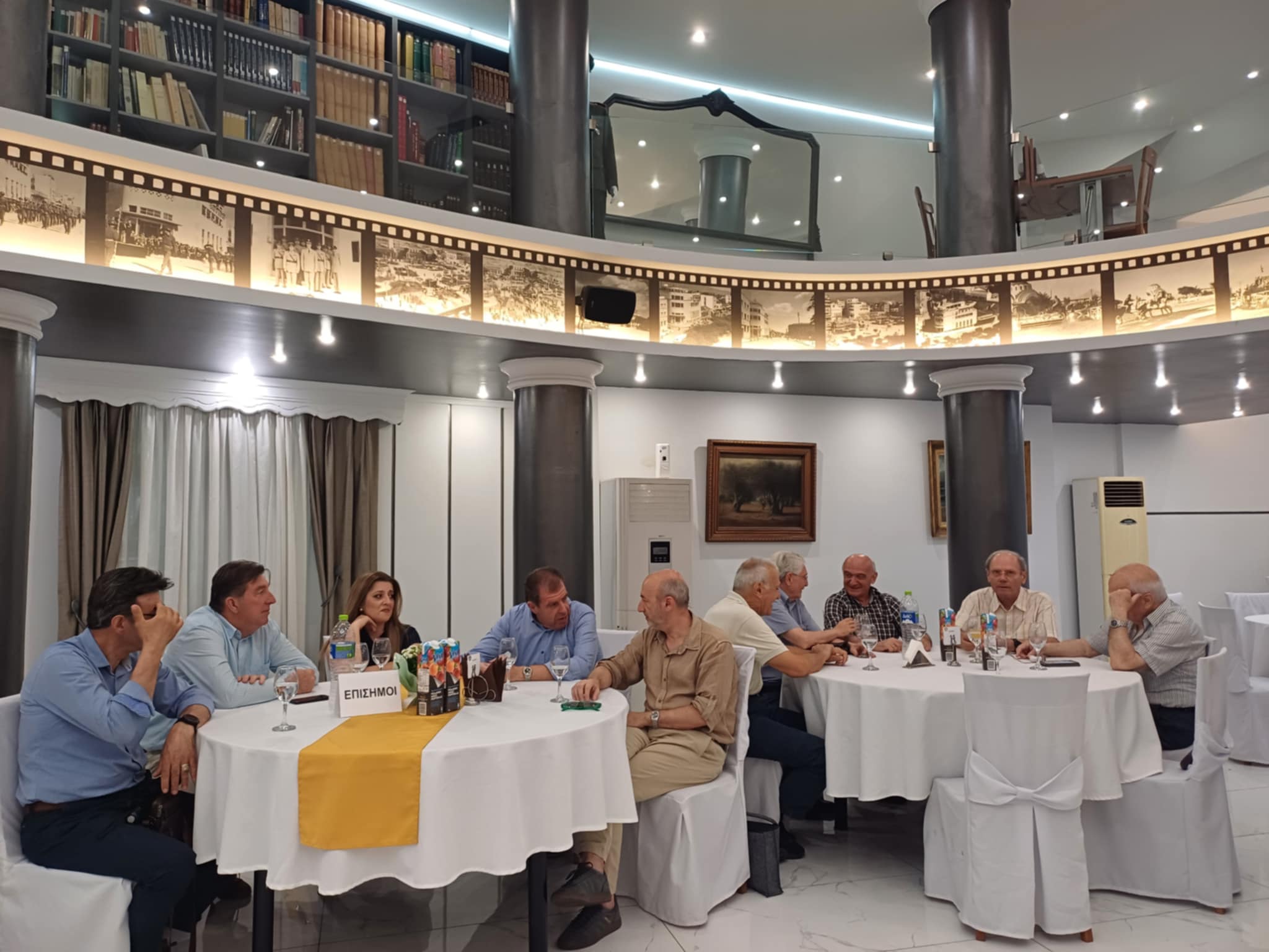 Φίλης από Λάρισα: Κύμα Ιρανών προσφύγων στην Ελλάδα, πλήγματα σε αμαρικανικές βάσεις στη χώρα και αύξηση τιμών πετρελαίου (